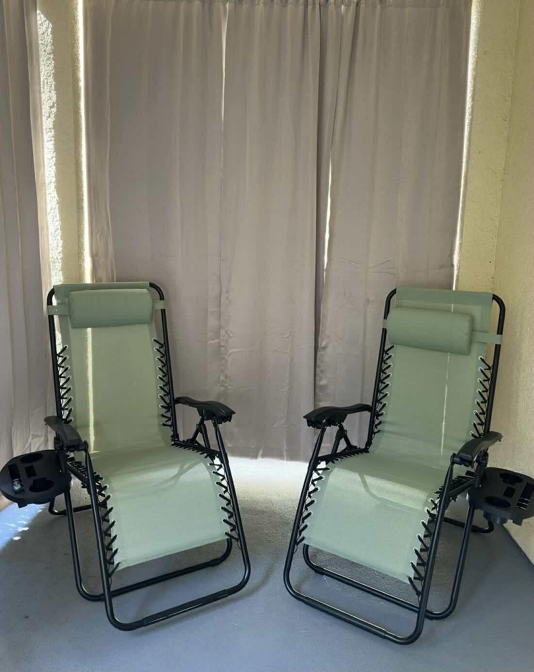 Best Choice Products Set of 2 Adjustable Steel Mesh Zero Gravity Lounge Chair Recliners w/Pillows and Cup Holder Trays customer photo 2