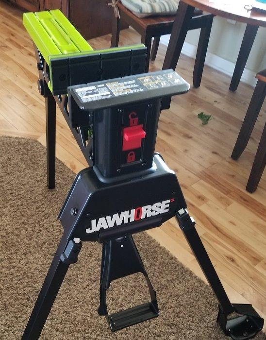 Rockwell JawHorse Portable Material Support Station â RK9003 Customer Review Rockwell JawHorse Portable Material Support Station â RK9003 - Customer Photo 2