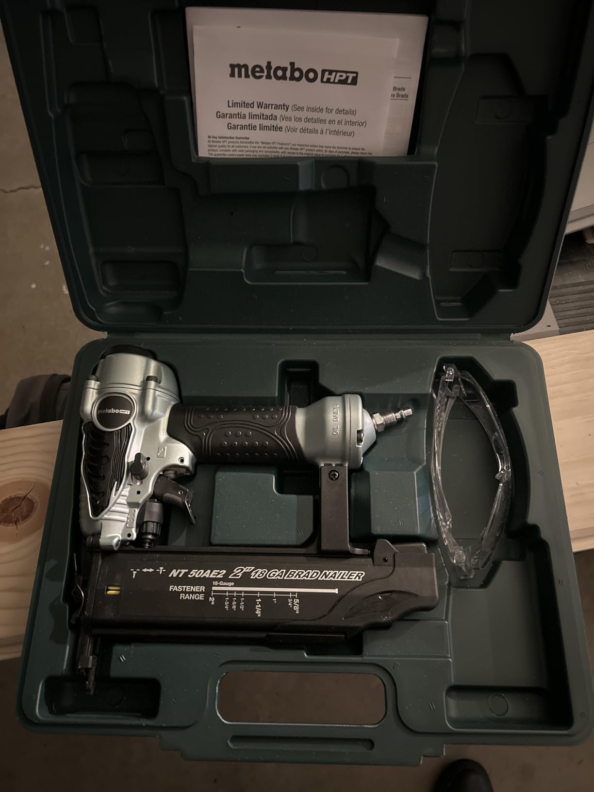 Metabo HPT Brad Nailer, Pro-Preferred Lightweight Pneumatic Power Nailer for Precision Trim Work and Furniture Building, Adjustable Depth, 18 Gauge, 5/8