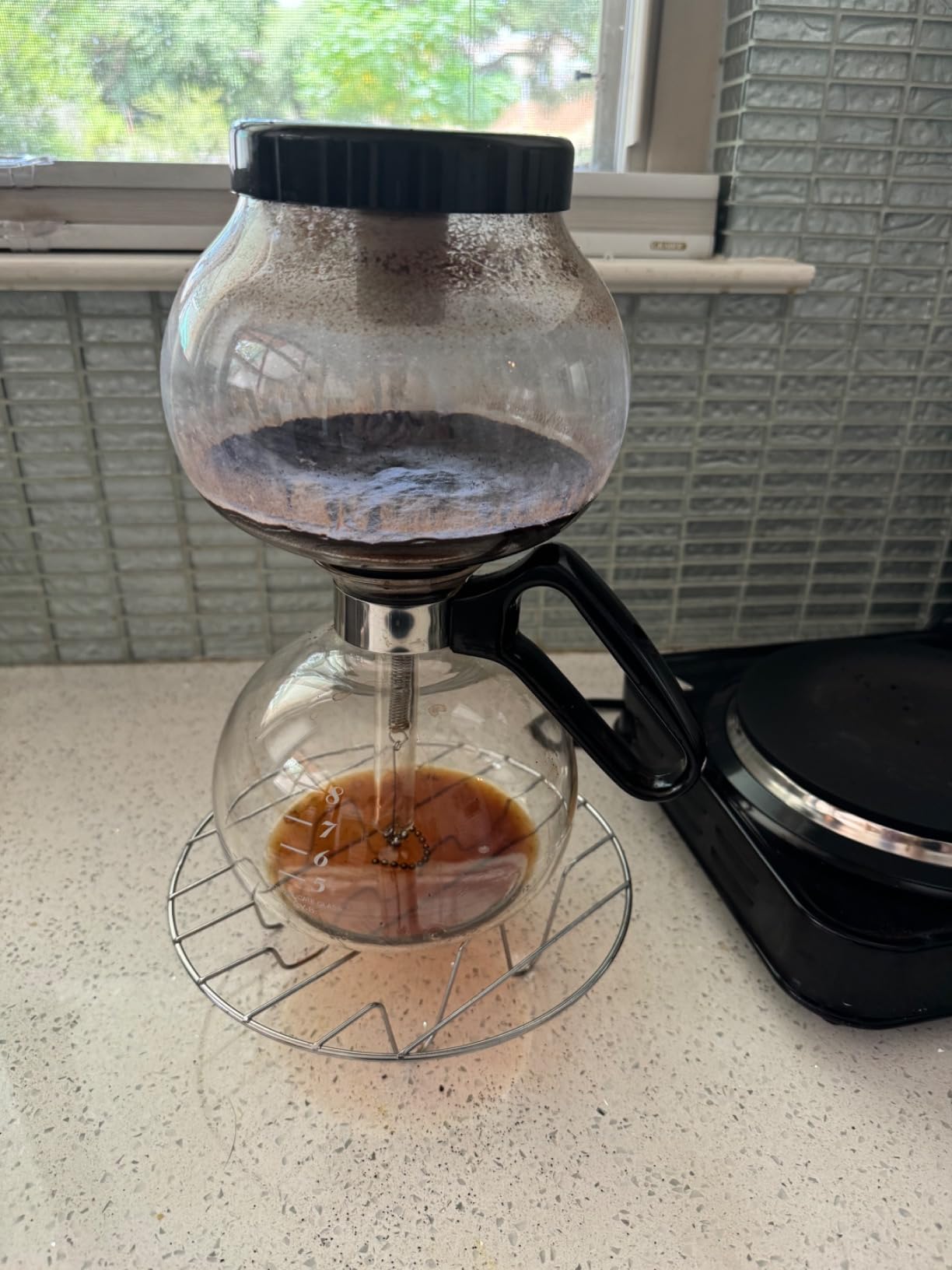 Yama Glass 5-Cup Stovetop Siphon Coffee Maker, 15 Oz Vacuum Brew, Heat-Resistant Borosilicate Glass Customer Review Yama Glass 5-Cup Stovetop Siphon Coffee Maker, 15 Oz Vacuum Brew, Heat-Resistant Borosilicate Glass - Customer Photo 2