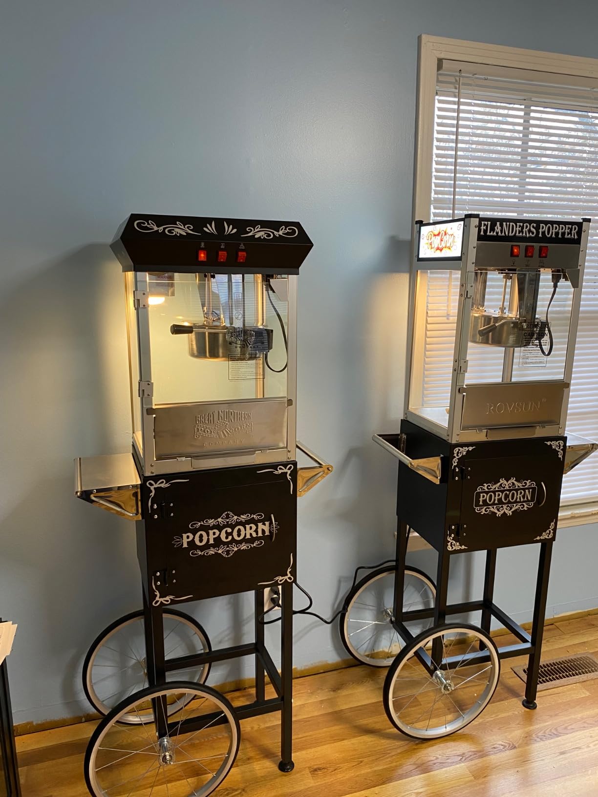Foundation Popcorn Maker Machine with Cart - 8oz Stainless Steel Kettle Makes up to 48 Cups - Movie Theater Style Vintage Popcorn Machine Cart on Wheels by Great Northern Popcorn (Black) - Customer Photo 1