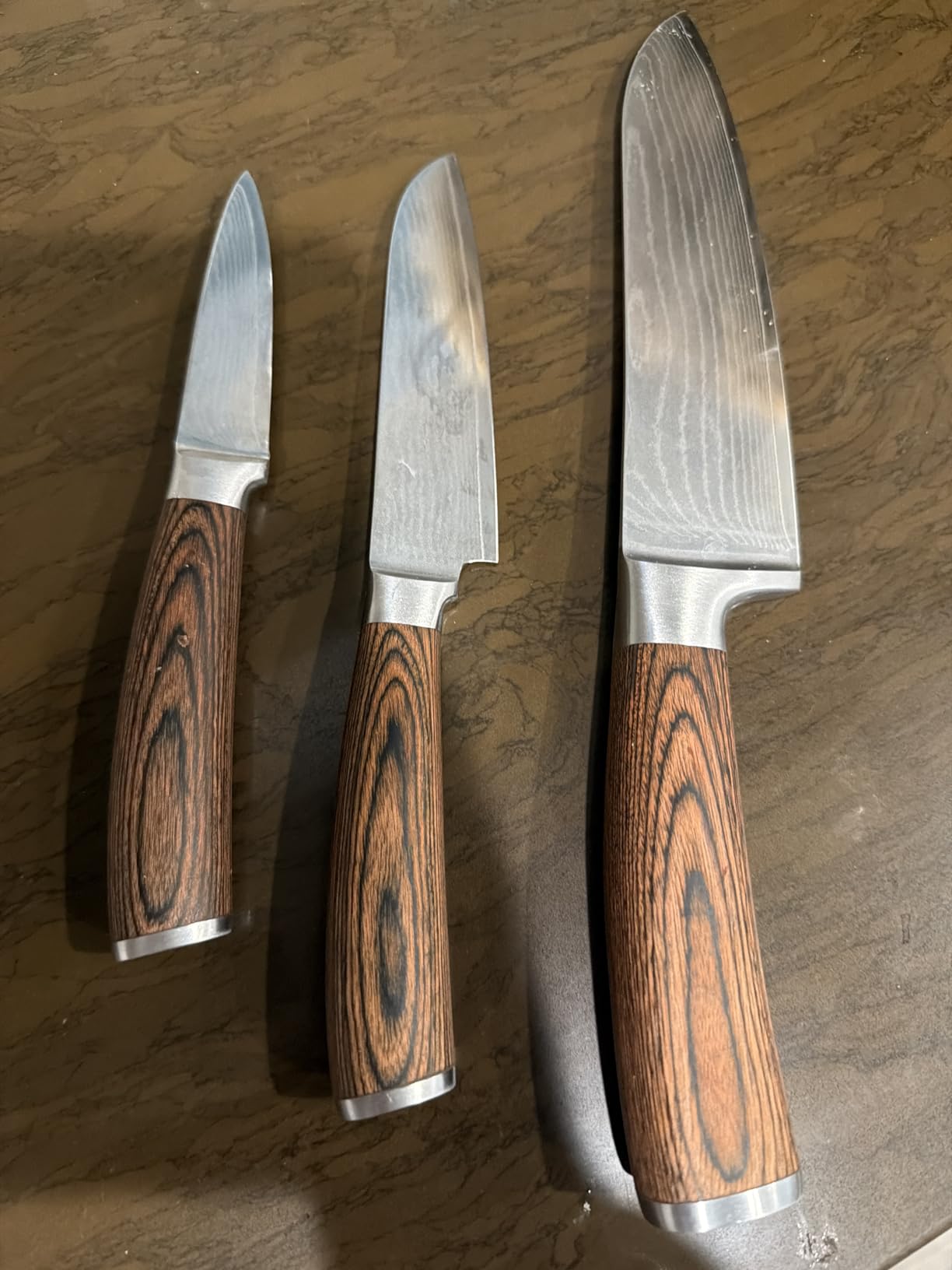 Wakoli EDIB 4-Piece Damascus Knife Set – Professional Chef Knives Set with VG10 Core Blades, 67-Layer Damascus Steel and Ergonomic Pakkawood Handles - Customer Photo 2
