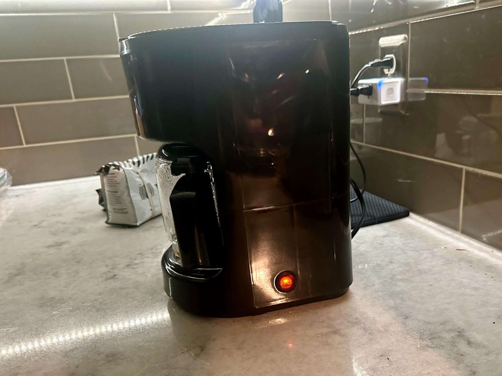 Proctor Silex 10-Cup Coffee Maker, Works with Smart Plugs That Are Compatible with Alexa, Auto Pause and Serve, Black (48351PS) - Customer Photo 1