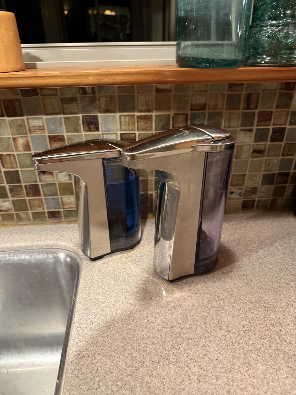 simplehuman 8 oz. Touch-Free Sensor Liquid Soap Pump Dispenser with Soap Sample, Brushed Nickel Customer Review simplehuman 8 oz. Touch-Free Sensor Liquid Soap Pump Dispenser with Soap Sample, Brushed Nickel - Customer Photo 1