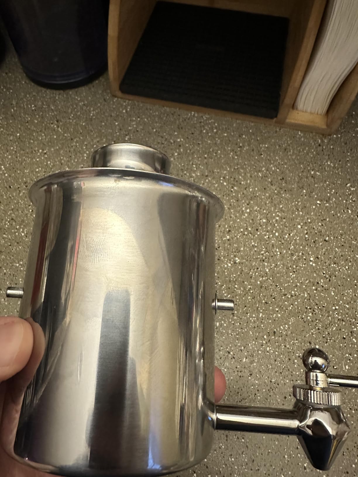 Nispira Belgian Balance Syphon Vacuum Coffee Maker, 500 ml Vintage Gravity Brewing System, Silver Finish, Manual Tabletop Coffee Brewer Customer Review Nispira Belgian Balance Syphon Vacuum Coffee Maker, 500 ml Vintage Gravity Brewing System, Silver Finish, Manual Tabletop Coffee Brewer - Customer Photo 2