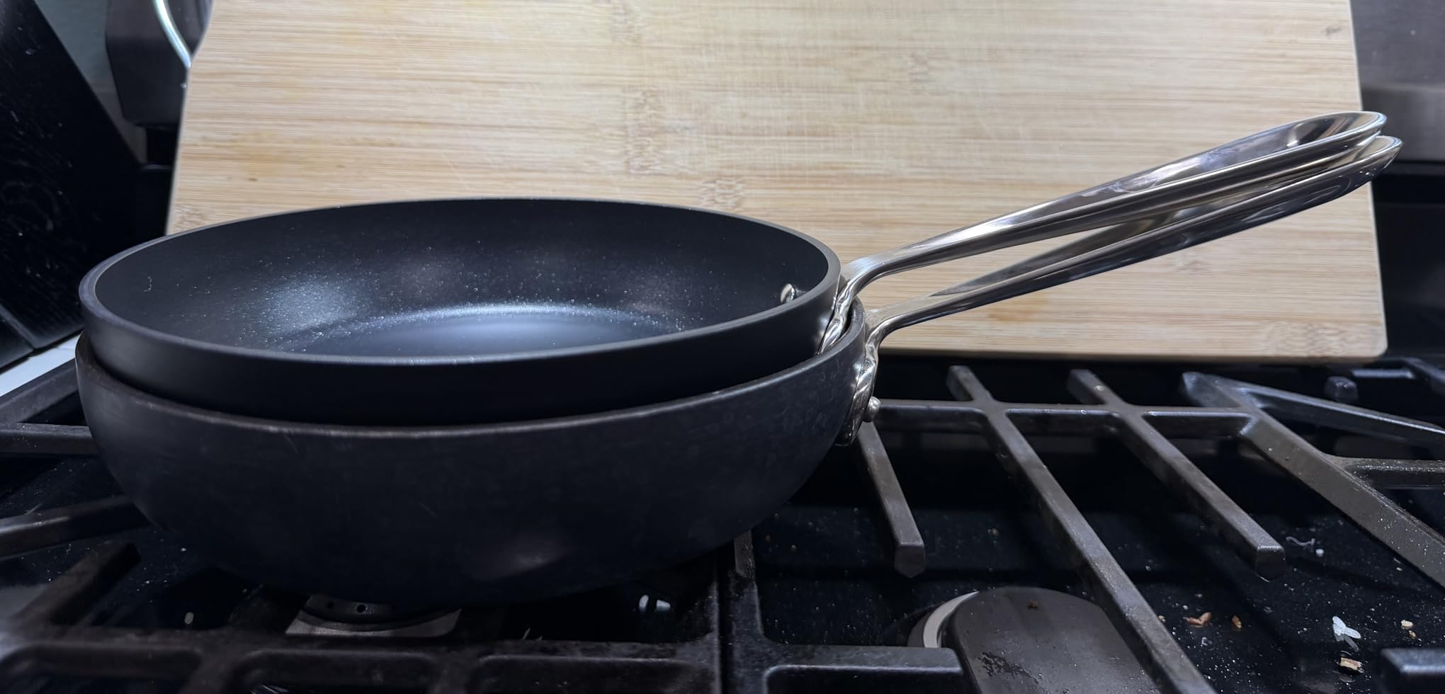 All-Clad HA1 Hard Anodized Non Stick Fry Pan Set 2 Piece, 8, 10 Inch, Induction, Oven Broiler Safe 500F, Pots and Pans Set, Kitchen Frying Pans, Skillets, Premium Cookware, Dishwasher Safe Black customer photo 2