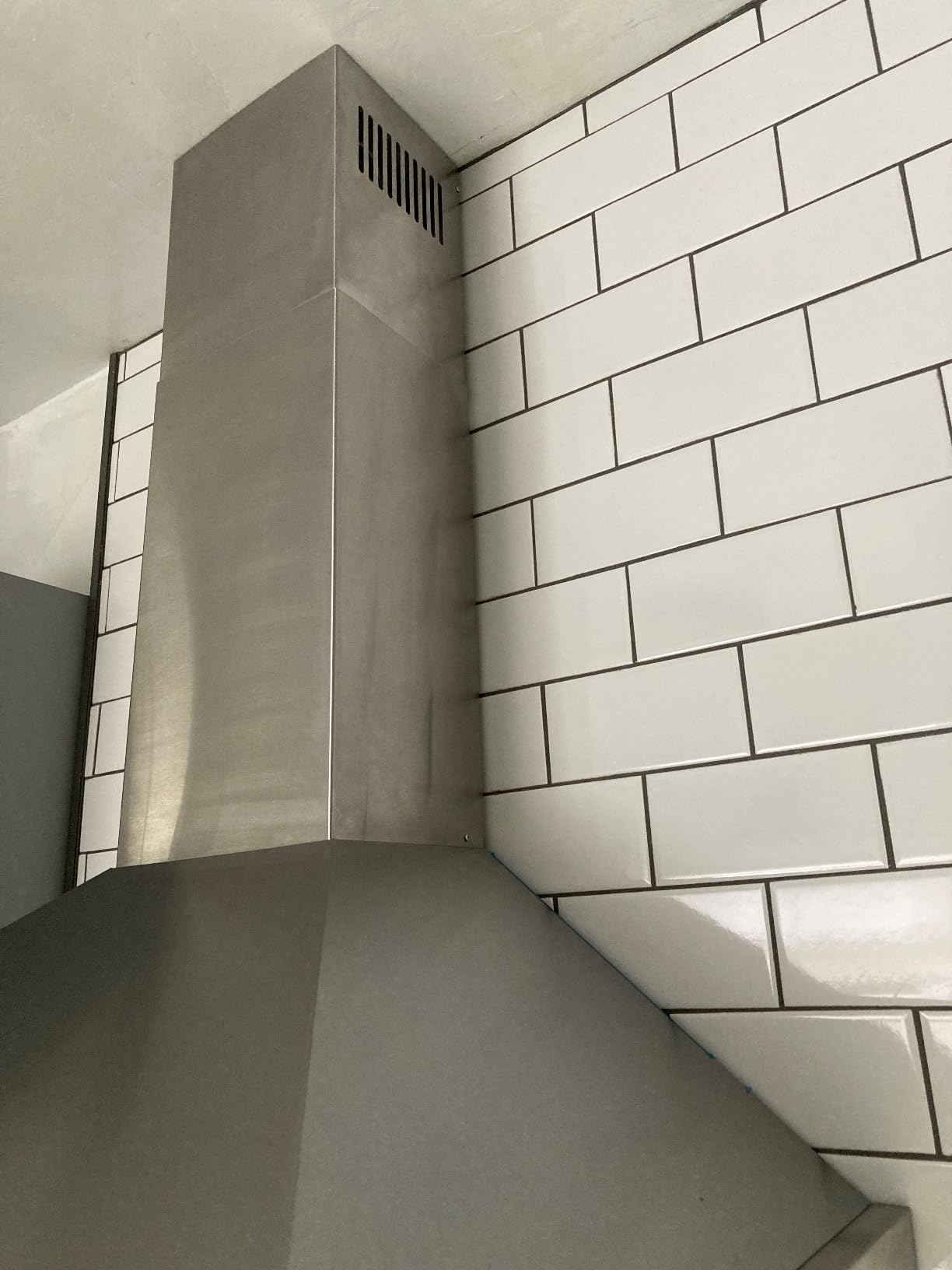 COSMO COS-63175S 30 in. Vista Collection 380 CFM Ducted Wall Mount Range Hood, Touch Controls, LED Lights, Stainless Steel Customer Review COSMO COS-63175S 30 in. Vista Collection 380 CFM Ducted Wall Mount Range Hood, Touch Controls, LED Lights, Stainless Steel - Customer Photo 4
