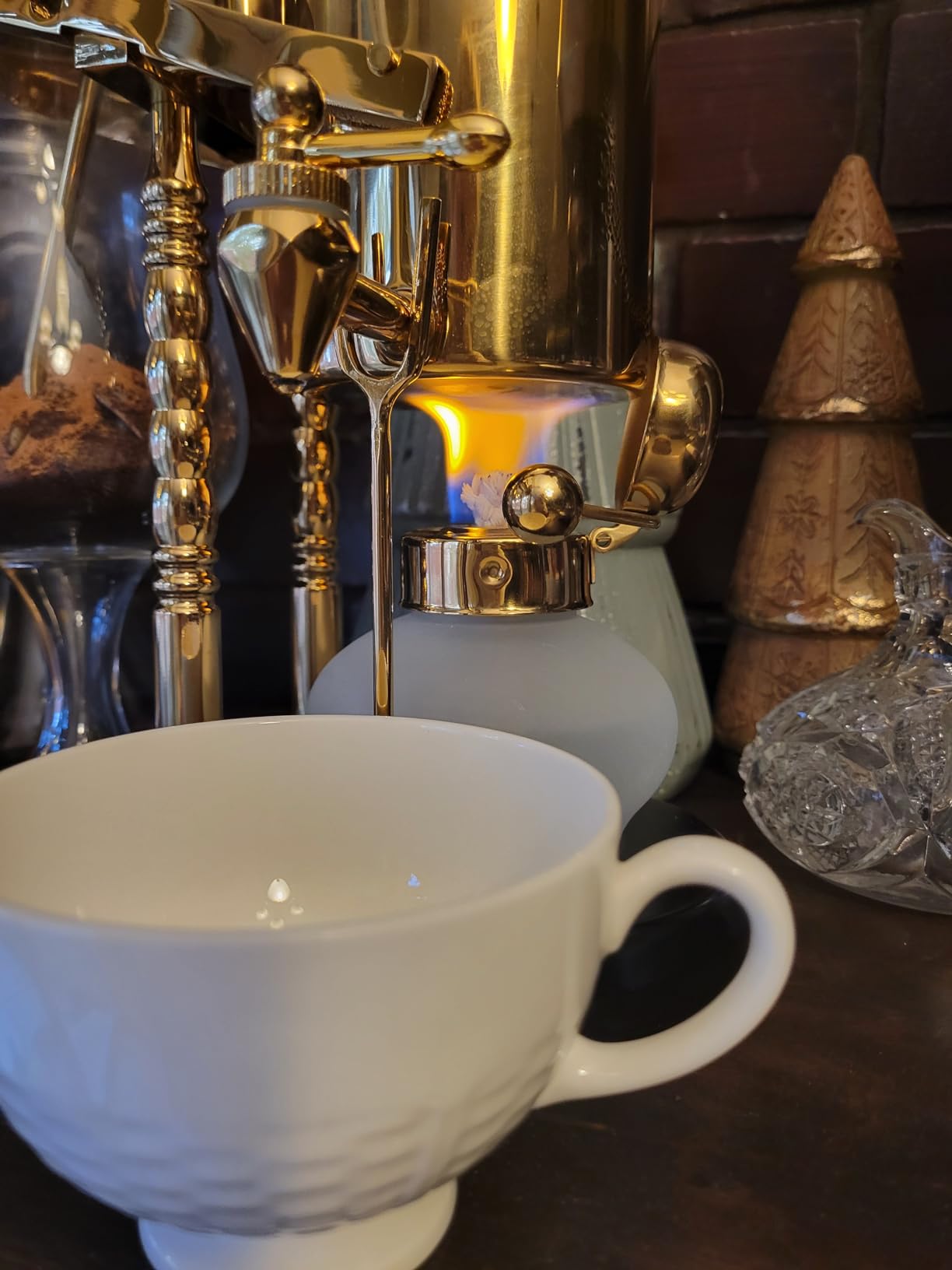 Diguo Belgian/Belgium Family Balance Siphon/Syphon Coffee Maker, Elegant Double Ridged Fulcrum with Tee handle (Classic Gold) Customer Review Diguo Belgian/Belgium Family Balance Siphon/Syphon Coffee Maker, Elegant Double Ridged Fulcrum with Tee handle (Classic Gold) - Customer Photo 2