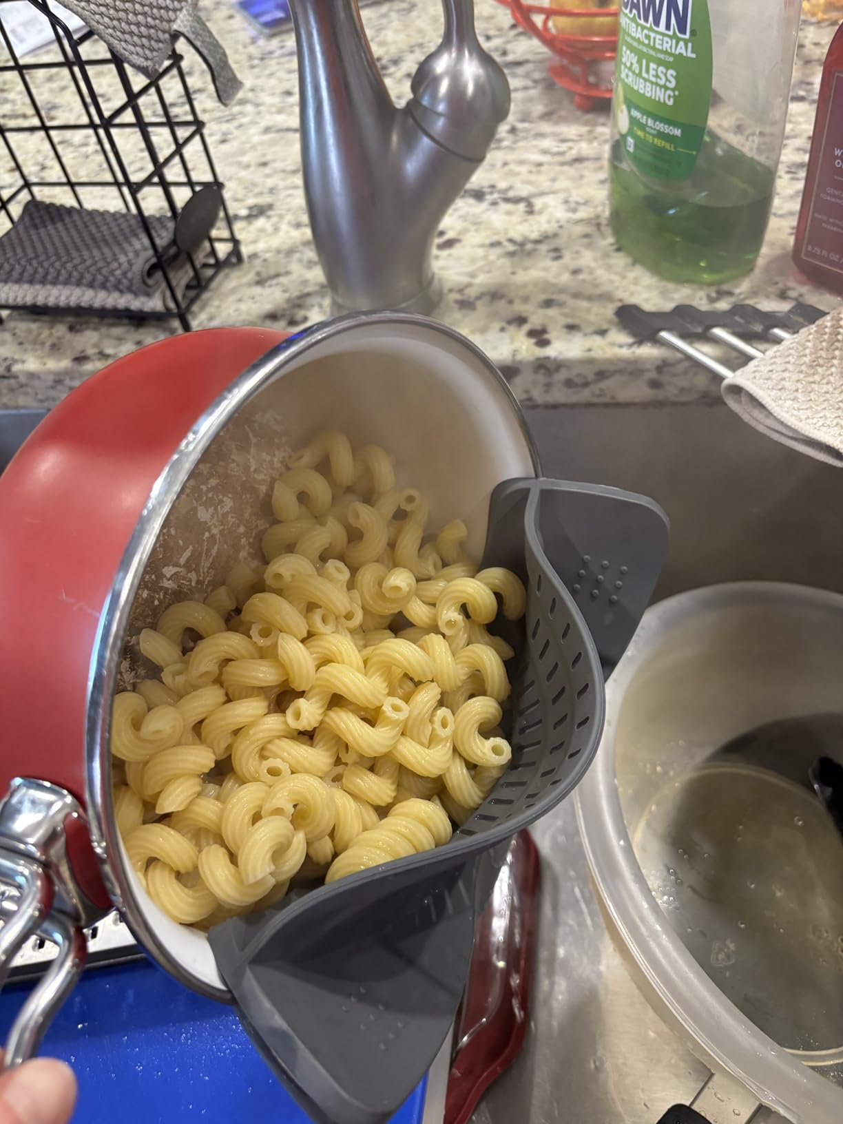 Kitchen Gizmo Snap N' Strain - Silicone Pasta Strainer Clip-On for Pots and Pans - Heat Resistant Colander for Vegetables and Noodles - Kitchen Gadgets for Cooking - Space-Saving Design - Gray Customer Review Kitchen Gizmo Snap N' Strain - Silicone Pasta Strainer Clip-On for Pots and Pans - Heat Resistant Colander for Vegetables and Noodles - Kitchen Gadgets for Cooking - Space-Saving Design - Gray - Customer Photo 2