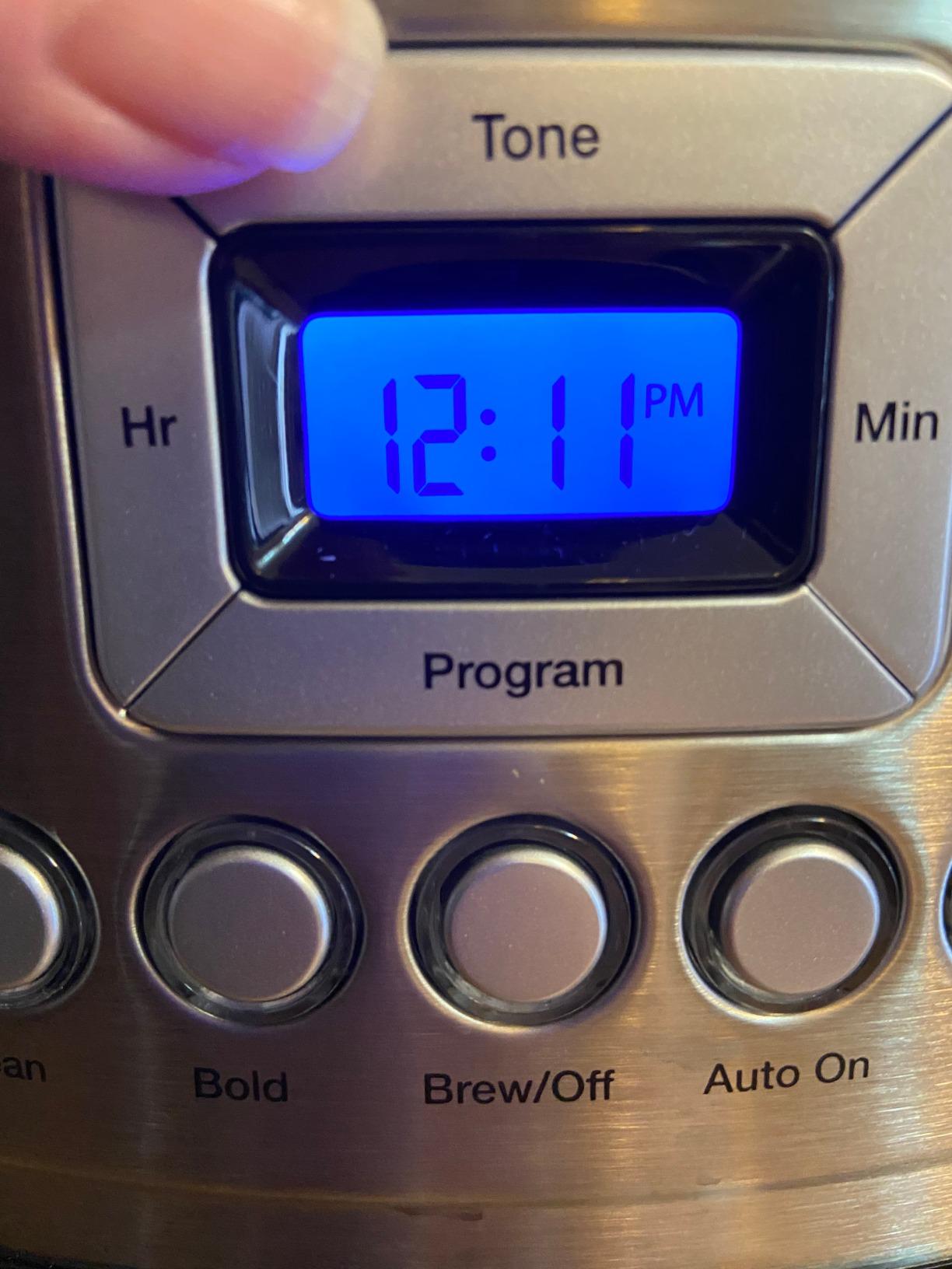 Cuisinart 12-Cup Coffee Maker, Programmable PerfecTemp Thermal Carafe Coffee Machine with 1-4 Cup Setting, Brew Strength Control and Brew Pause, DCC-3400NAS - Customer Photo 2