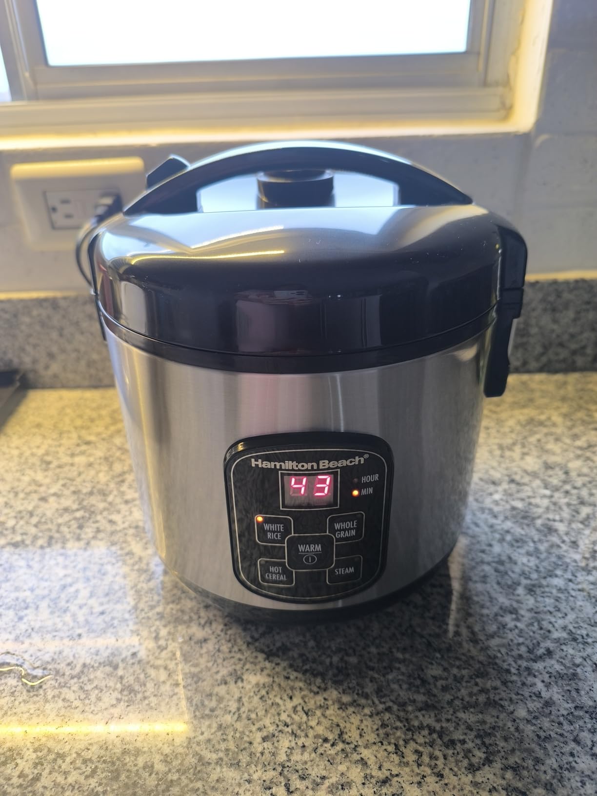 Hamilton Beach Digital Programmable Rice Cooker & Food Steamer, 8 Cups Cooked (4 Uncooked), With Steam & Rinse Basket, Stainless Steel (37518) - Customer Photo 2