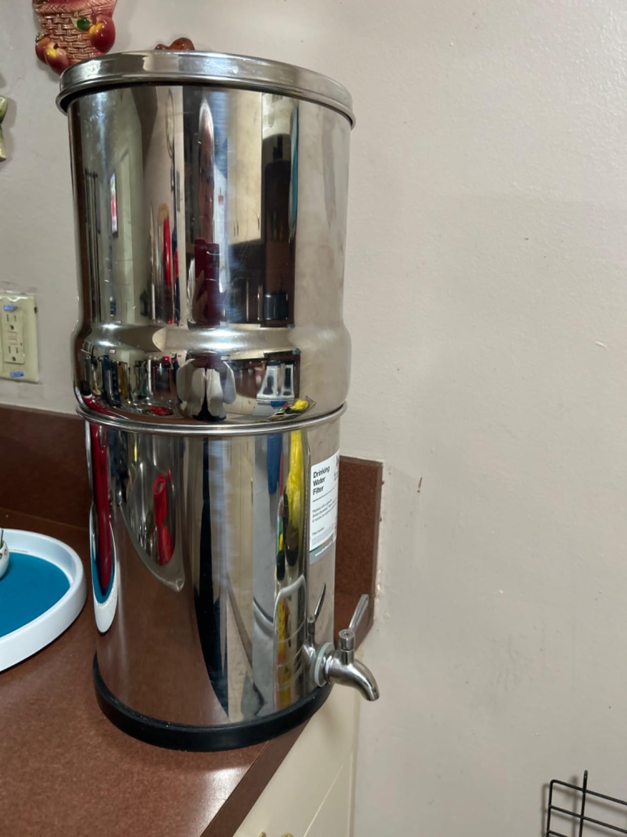 British Berkefeld 2.24 Gallon Gravity-Fed Water Filter System- Stainless Steel with 2x ATC Super Sterasyl Candle Filters Customer Review British Berkefeld 2.24 Gallon Gravity-Fed Water Filter System- Stainless Steel with 2x ATC Super Sterasyl Candle Filters - Customer Photo 1