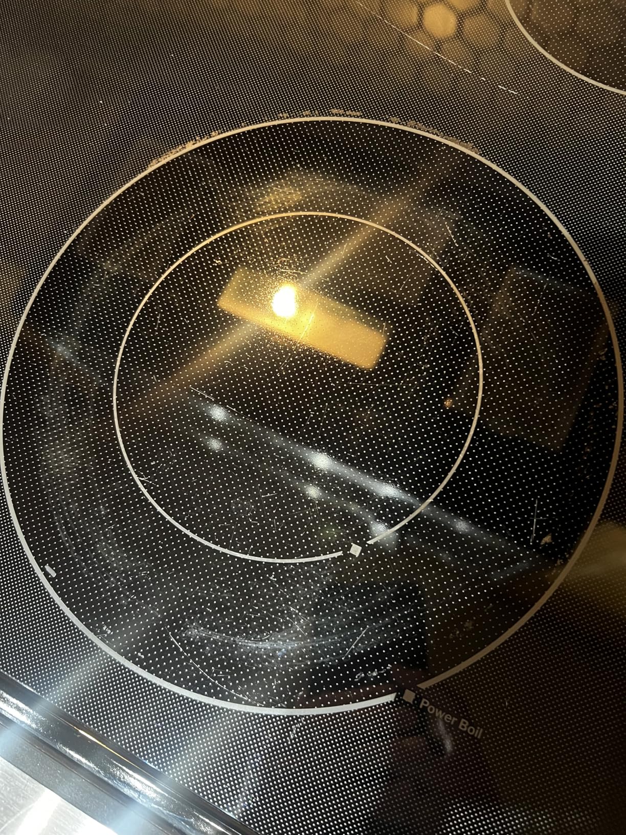 Weiman Glass Cooktop & Stove Top Cleaner Kit, Removes Grease & Burnt-On Food, Safe for Gas, Induction, Electric Cooktops & Air Fryers, Streak-Free Shine, Includes Stove Scraper & Scrubbing Pad, 10 oz - Customer Photo 1