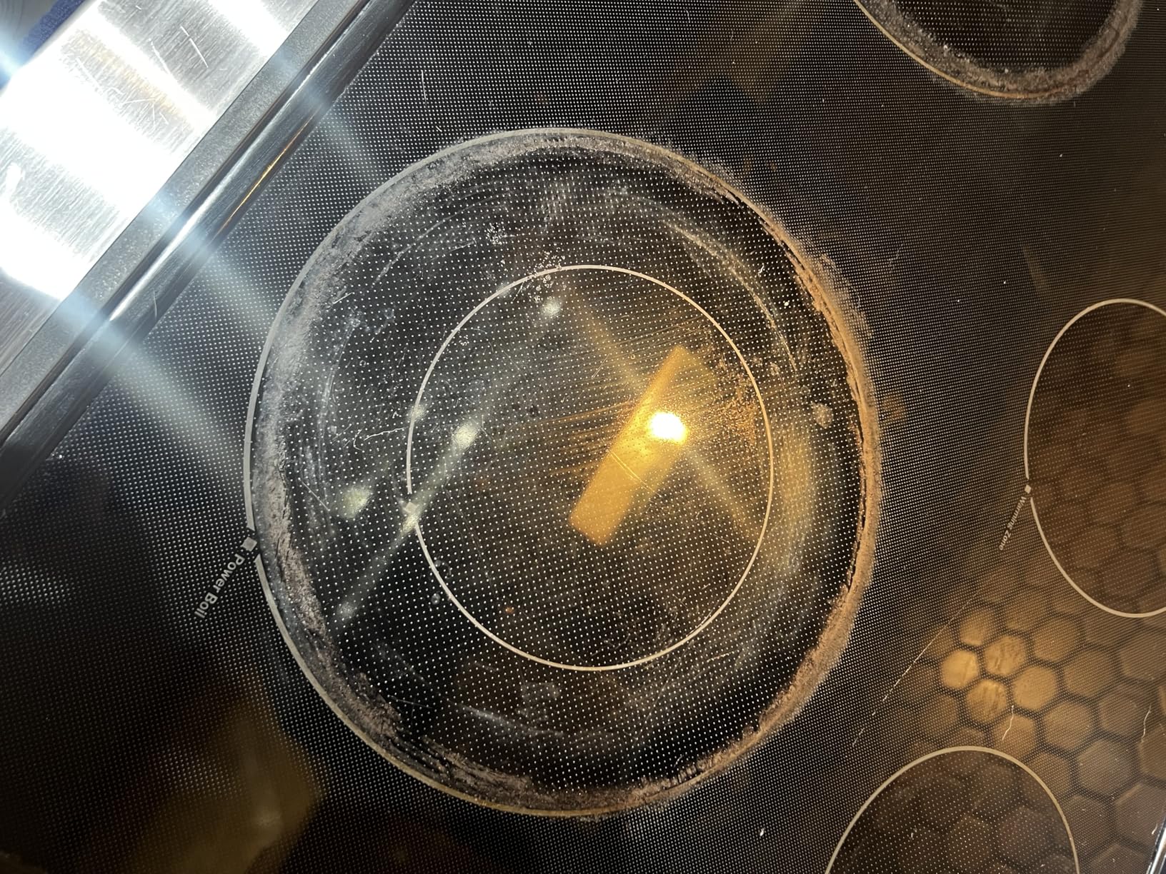 Weiman Glass Cooktop & Stove Top Cleaner Kit, Removes Grease & Burnt-On Food, Safe for Gas, Induction, Electric Cooktops & Air Fryers, Streak-Free Shine, Includes Stove Scraper & Scrubbing Pad, 10 oz - Customer Photo 2