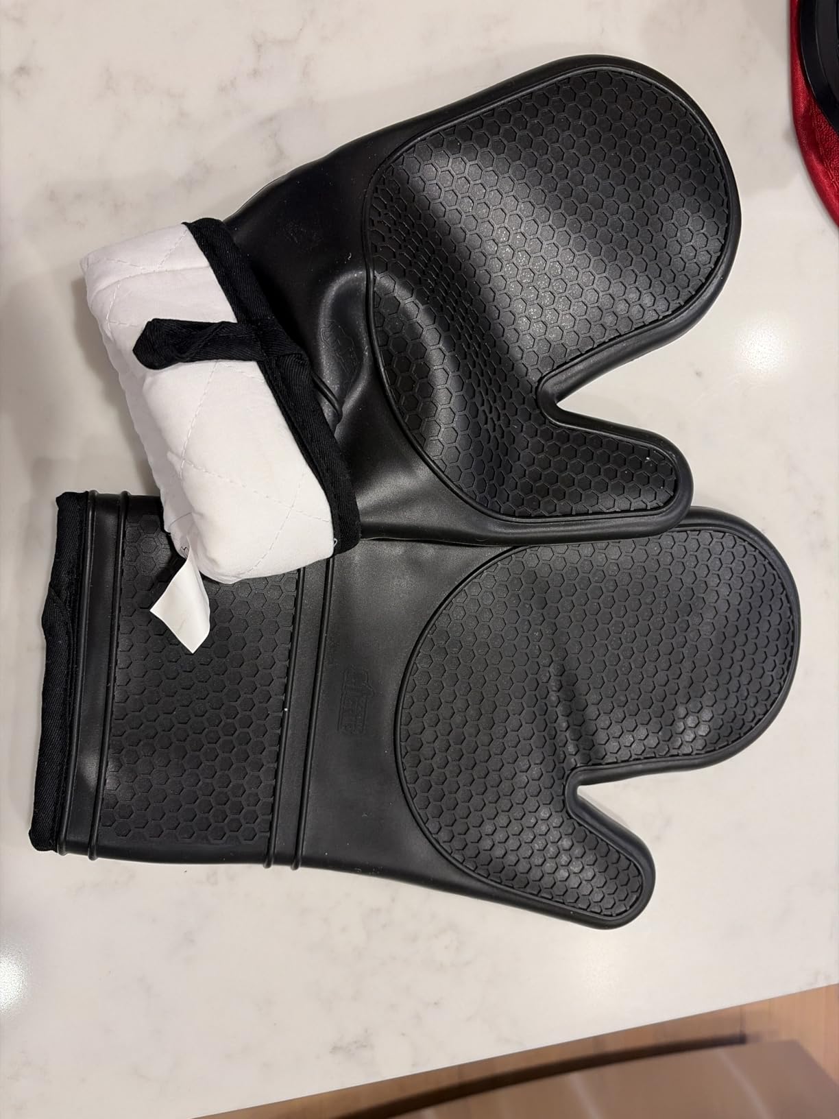 GORILLA GRIP BPA-Free Soft Silicone Oven Mitts, Heat Resistant and Waterproof Cooking Safety Gloves, Thick Cotton Lining, Flexible Gripping, Kitchen Potholders Set - Customer Photo 1