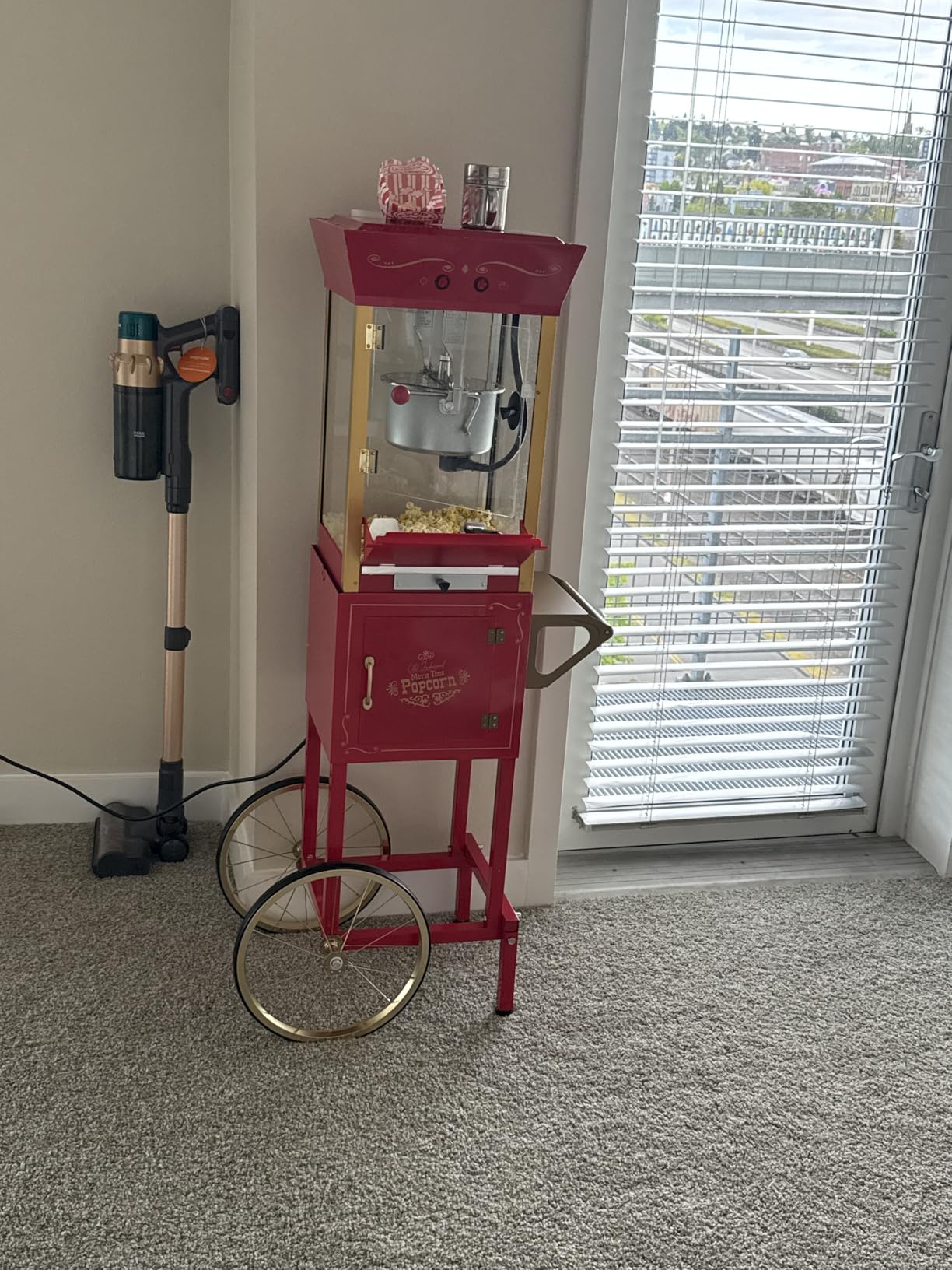 Nostalgia Popcorn Maker Machine - Professional Cart With 2.5 Oz Kettle Makes Up to 10 Cups - Vintage Popcorn Machine Movie Theater Style - Black - Customer Photo 2