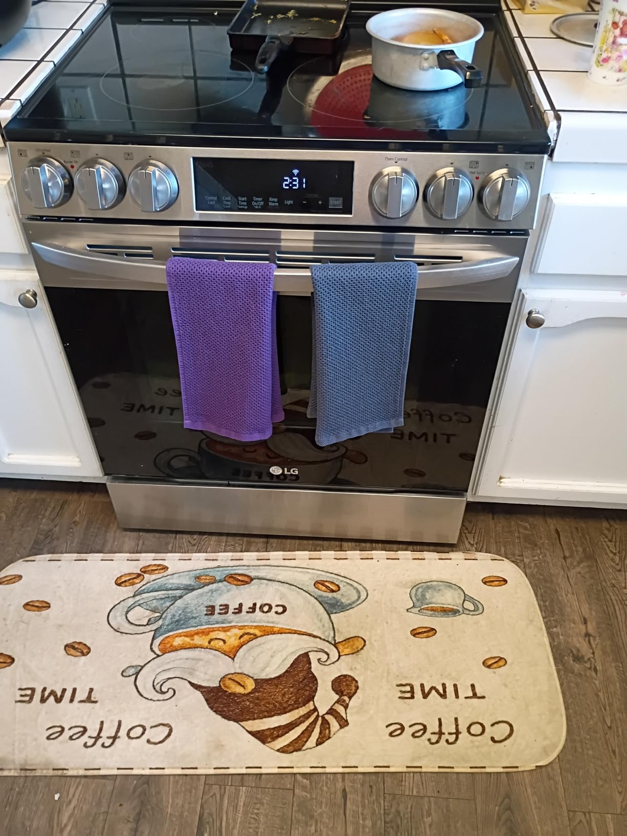 Homaxy 100% Cotton Waffle Weave Kitchen Dish Cloths, Ultra Soft Absorbent Quick Drying Dish Towels, 12 x 12 Inches, 6-Pack, Beige - Customer Photo 2