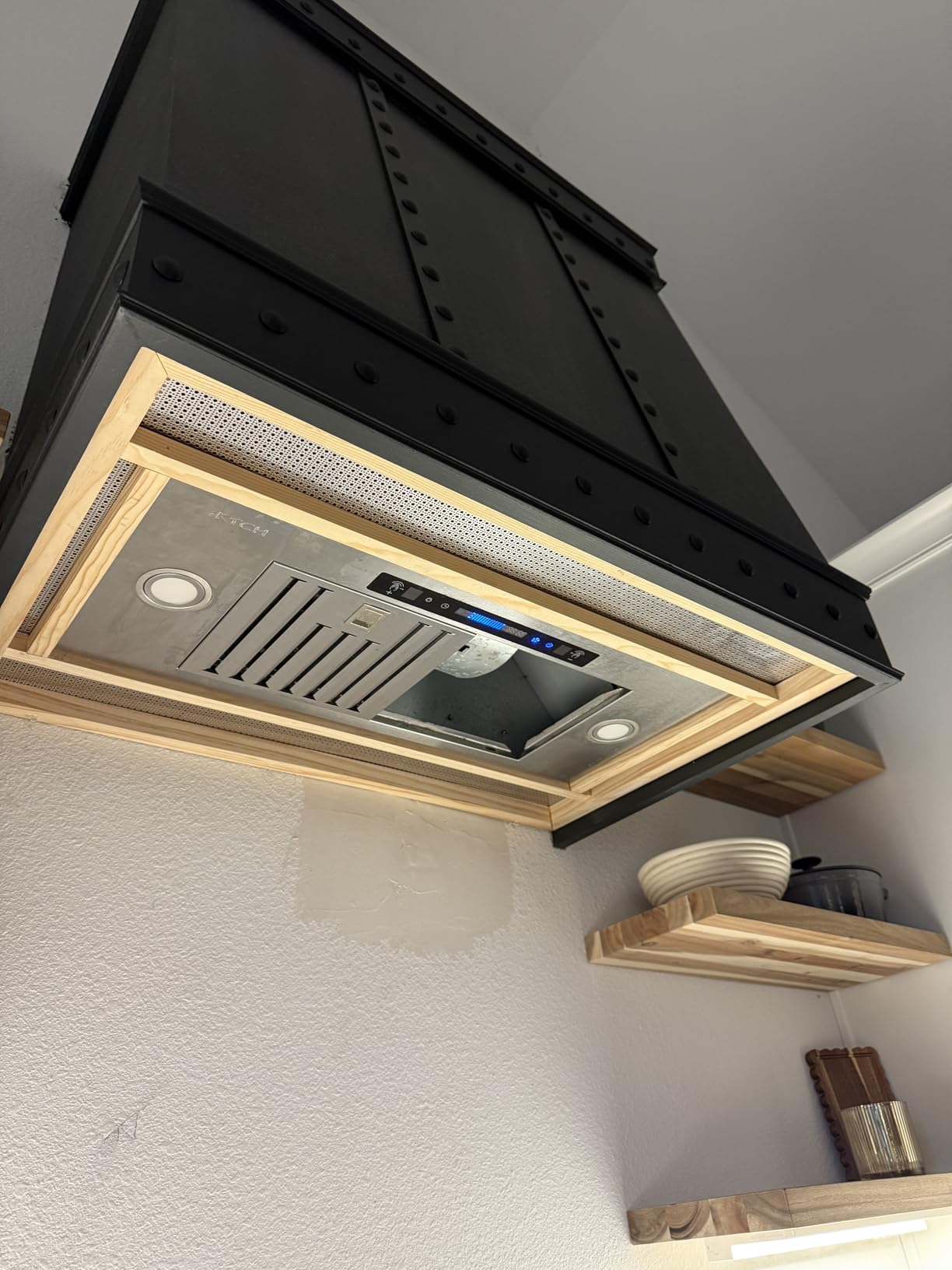 IKTCH 30 inch Built-in/Insert Range Hood 900 CFM, Ducted/Ductless Convertible Duct, Stainless Steel Kitchen Vent Hood with 4 Speed Gesture Sensing&Touch Control Panel(IKB01-30) Customer Review IKTCH 30 inch Built-in/Insert Range Hood 900 CFM, Ducted/Ductless Convertible Duct, Stainless Steel Kitchen Vent Hood with 4 Speed Gesture Sensing&Touch Control Panel(IKB01-30) - Customer Photo 3