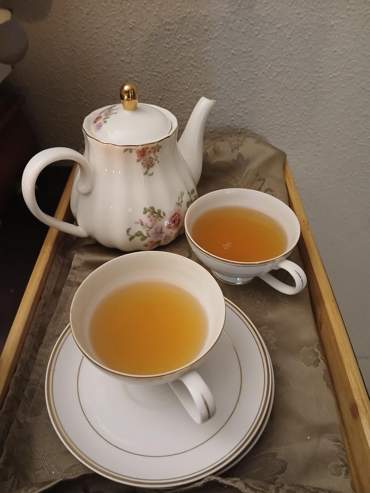 Sweejar Royal Teapot, Ceramic Tea Pot with Removable Stainless Steel Infuser, Blooming & Loose Leaf Teapot - 28 Ounce(White) - Customer Photo 2
