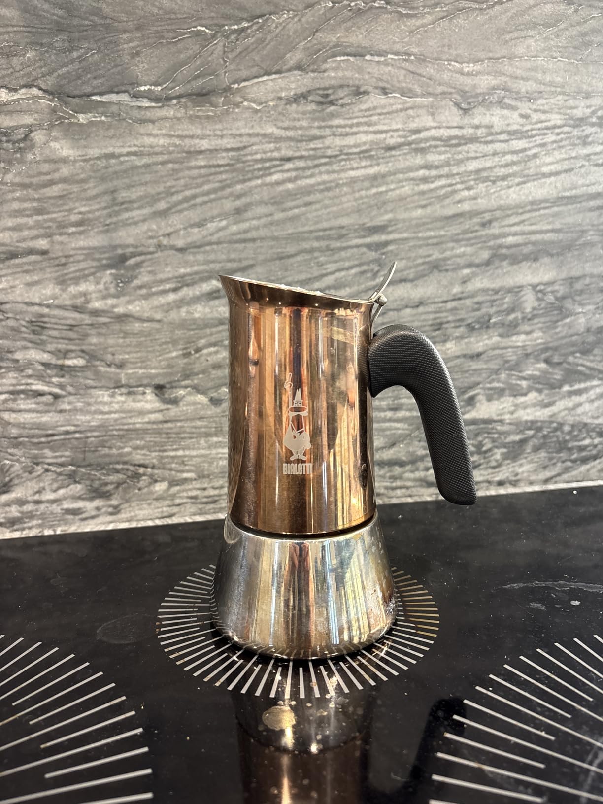 Bialetti - New Venus Induction, Stovetop Coffee Maker, Suitable for all Types of Hobs, Stainless Steel, 4 Cups (5.7 Oz), Silver - Customer Photo 2