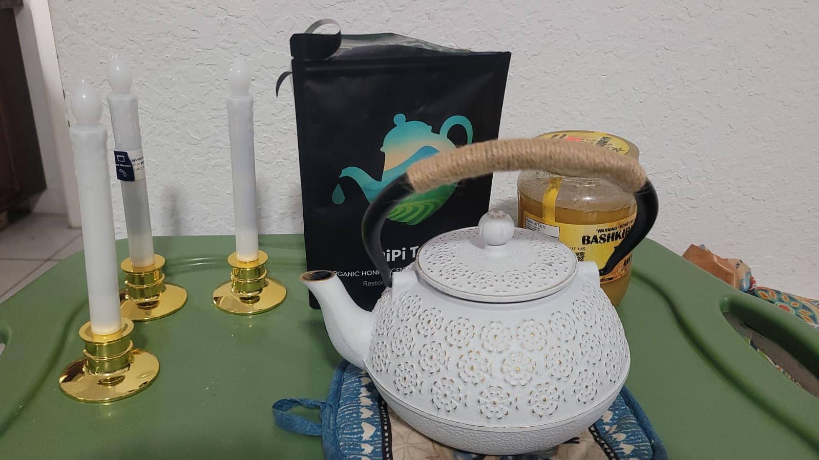 Sotya Cast Iron Teapot, 30oz/900ml Japanese Tetsubin Tea Pot with Infuser for Loose Leaf and Tea Bags, Tea Kettle Coated with Enameled Interior for Stove Top, Dark Blue - Customer Photo 2