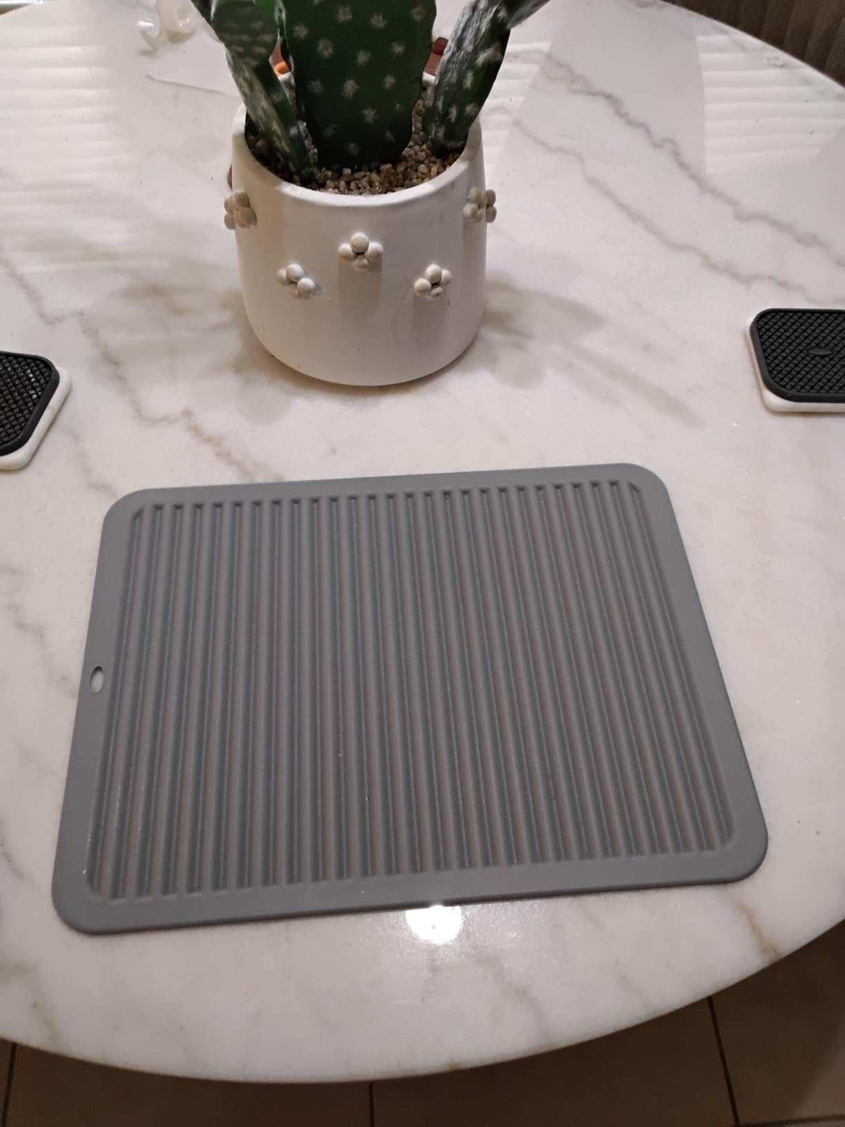 Walfos Silicone Trivet Mats - 4 Heat Resistant Pot Holders, Multipurpose Non-Slip Hot Pads for Kitchen Potholders, Hot Dishers, Jar Opener, Spoon Holder, Food Grade Silicone & BPA Free (Black) - Customer Photo 2
