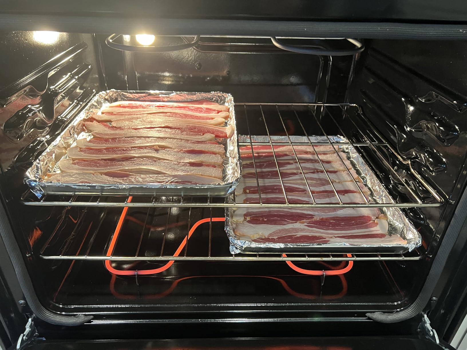 ROTTAY Baking Sheet with Rack Set (2 Pans + 2 Racks), Stainless Steel Cookie Sheet with Cooling Rack, Nonstick Baking Pan, Warp Resistant & Heavy Duty & Rust Free, Size 16 x 12 x 1 Inches Customer Review ROTTAY Baking Sheet with Rack Set (2 Pans + 2 Racks), Stainless Steel Cookie Sheet with Cooling Rack, Nonstick Baking Pan, Warp Resistant & Heavy Duty & Rust Free, Size 16 x 12 x 1 Inches - Customer Photo 1