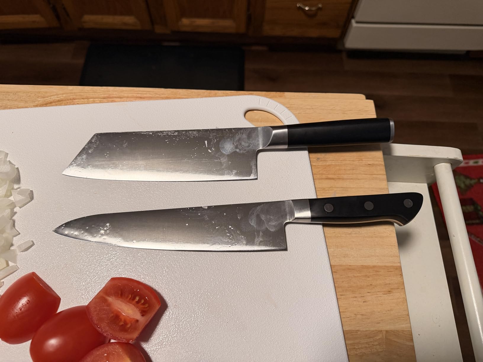 Babish 8-Inch Chef Knife – High-Carbon German 1.4116 Steel Kitchen Knife – Professional Cutlery for Precise Slicing and Chopping - Customer Photo 1