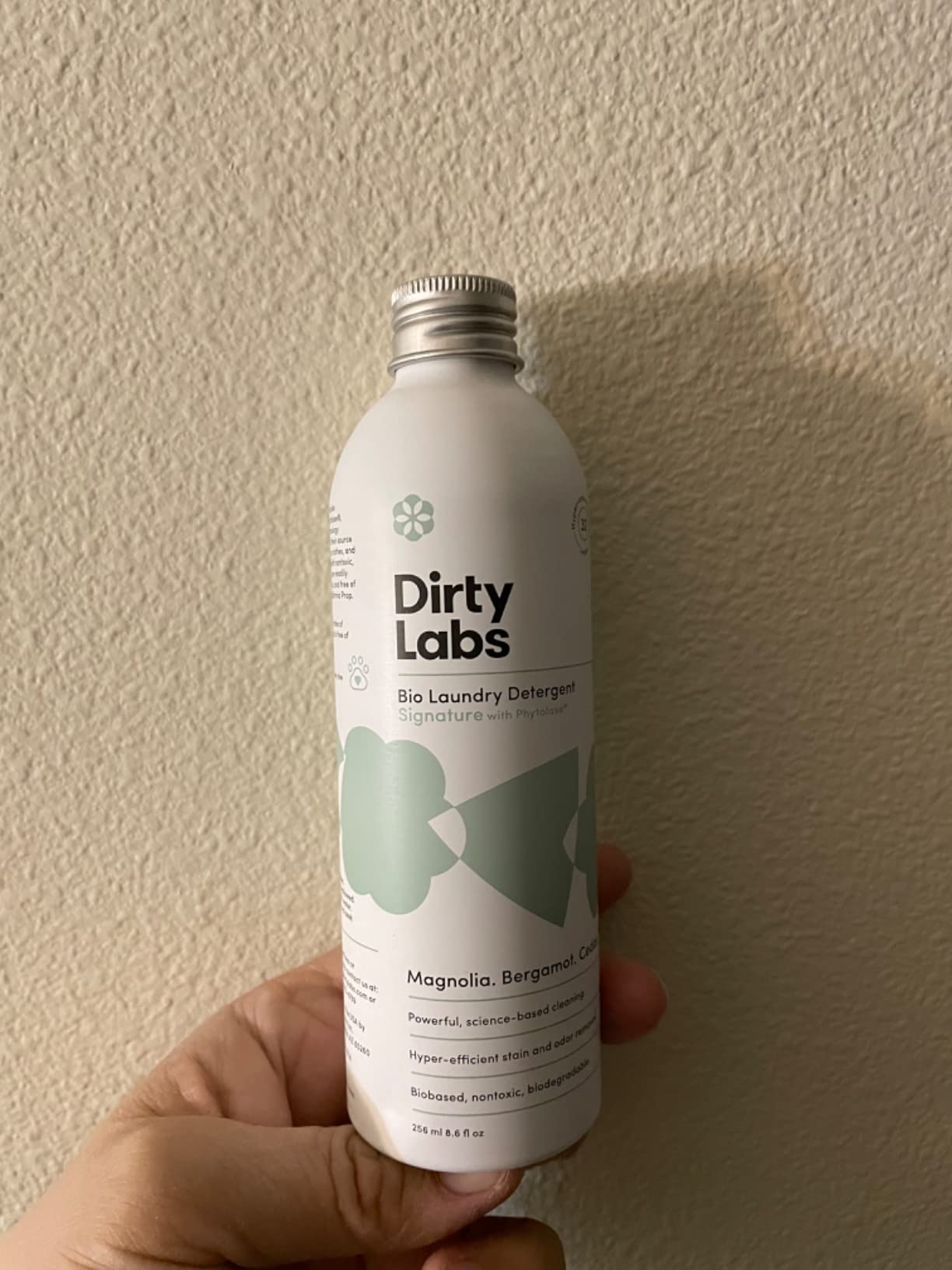 Dirty Labs Signature Scent Bio-Liquid Laundry Detergent 80 Loads (21.6 fl oz) Hyper-Concentrated High Efficiency & Standard Machine Washing Nontoxic, Biodegradable Stain Odor Removal - Customer Photo 3