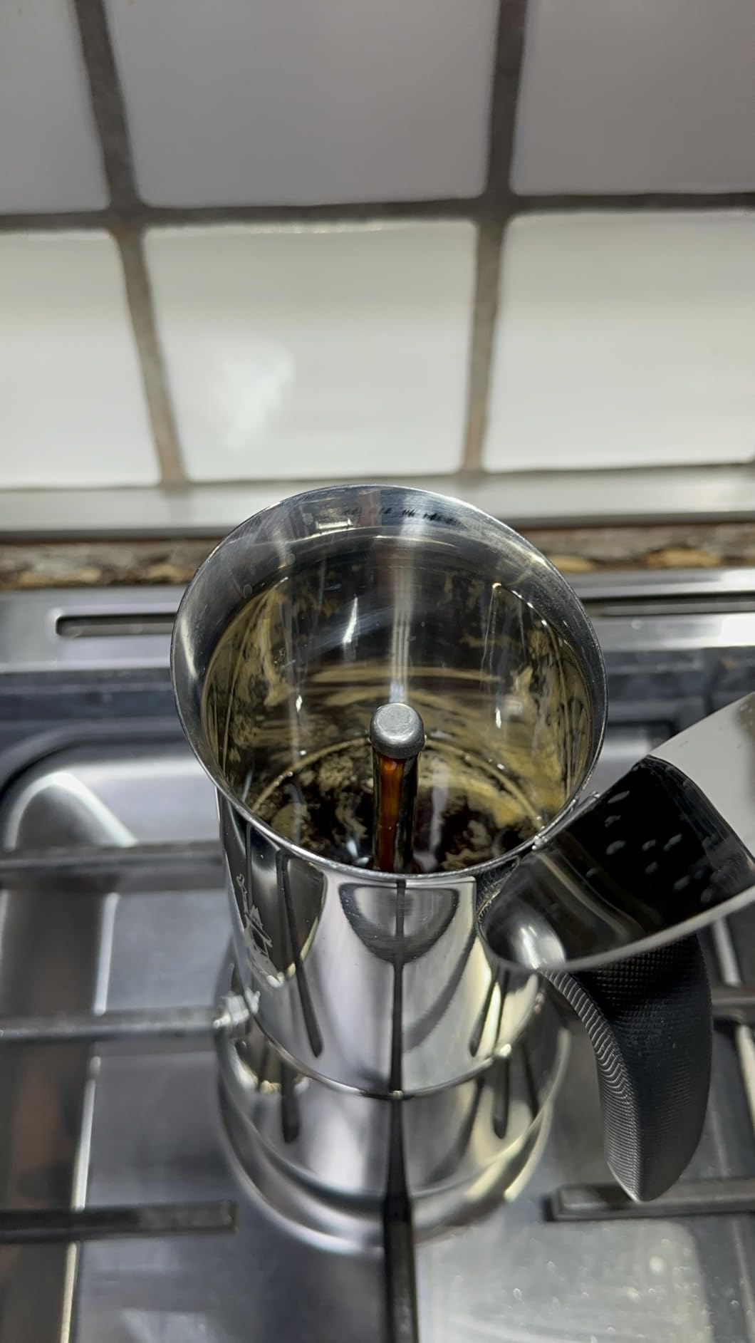Bialetti - New Venus Induction, Stainless Steel Stovetop Espresso Coffee Maker, Suitable for all Types of Hobs, 6 Cups (7.9 Oz), Copper,Silver - Customer Photo 3