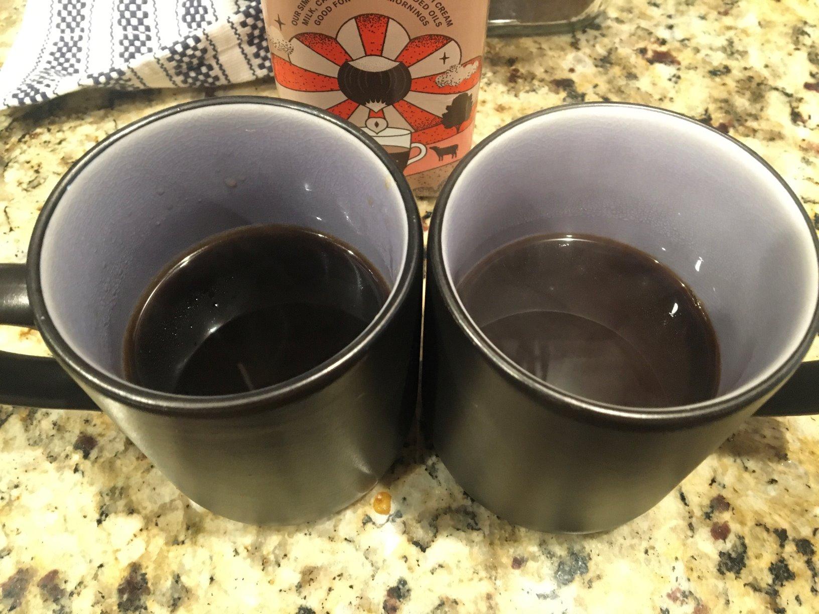 London Sip Stainless Steel Stovetop Espresso Maker Moka Pot Italian Coffee Percolator, Silver, 10 Espresso Cups - Customer Photo 1