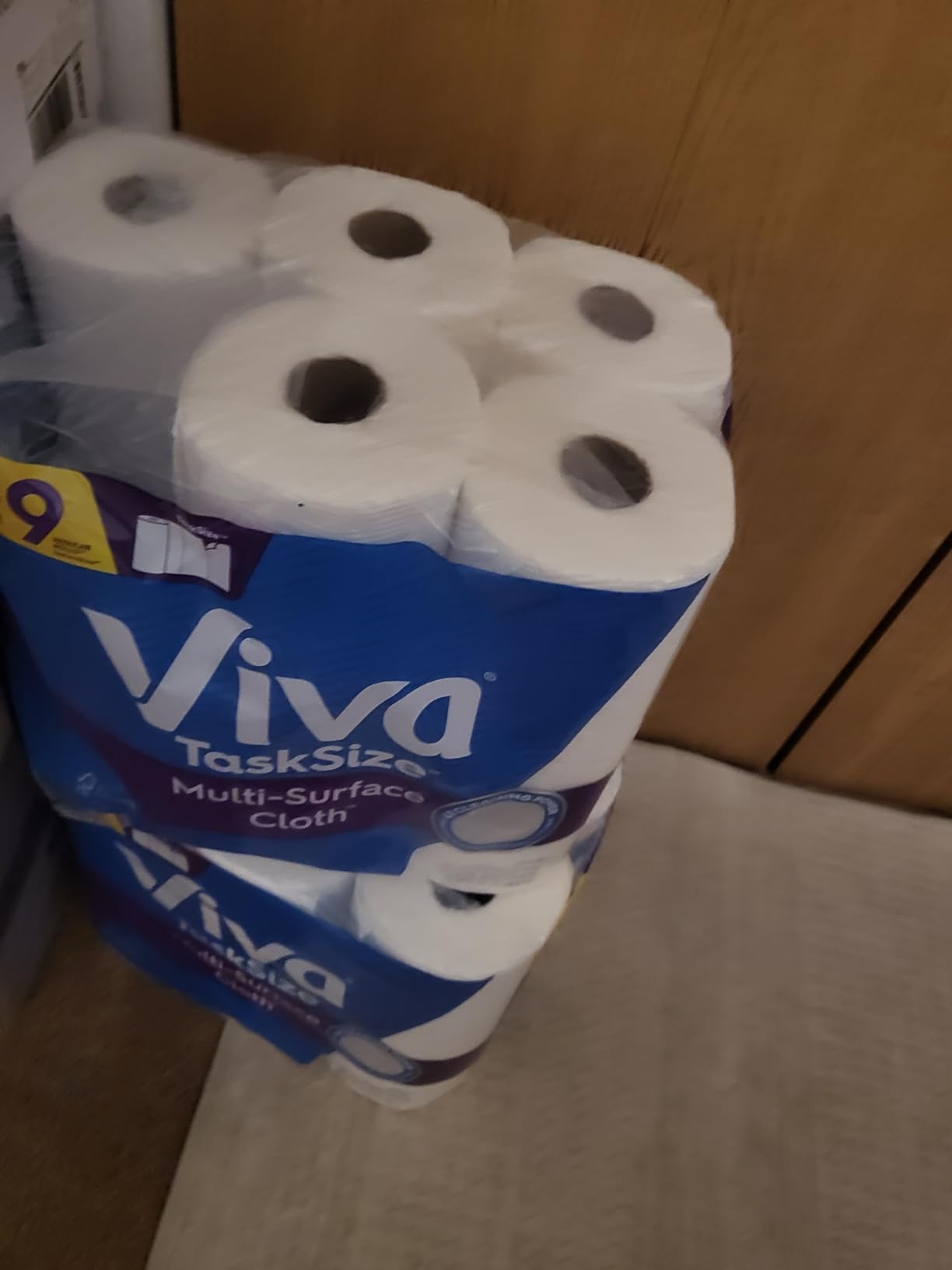 Viva Multi-Surface Cloth Paper Towels, Task Size - 12 Super Rolls (2 Packs of 6) - 81 Sheets Per Roll Customer Review Viva Multi-Surface Cloth Paper Towels, Task Size - 12 Super Rolls (2 Packs of 6) - 81 Sheets Per Roll - Customer Photo 1