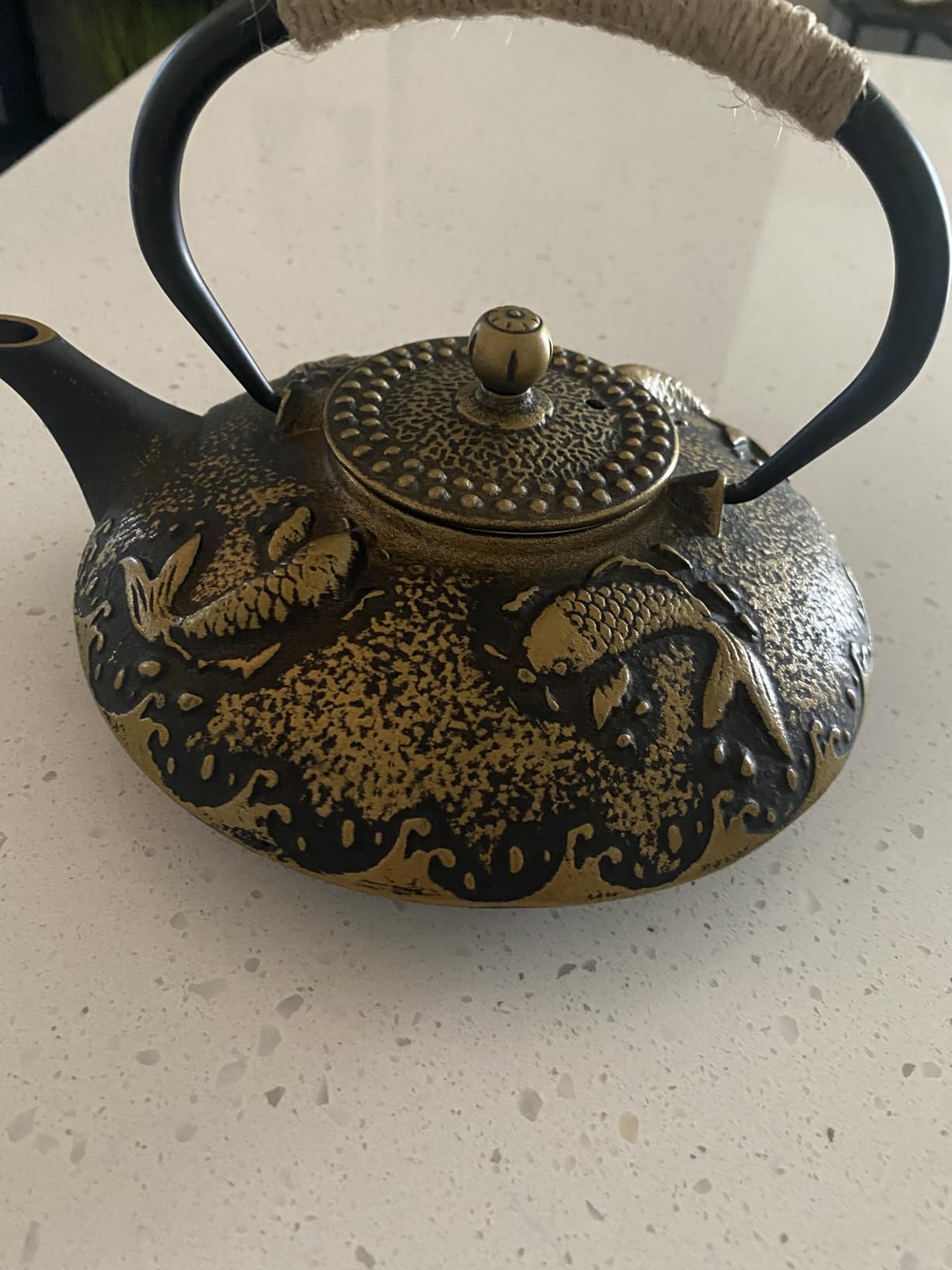 Ufine Japanese Style Cast Iron Teapot for Stove Top with Stainless Steel Infuser Loose Leaf Tetsubin Grid Design Blue Tea Kettle 40oz/1200ml - Customer Photo 1