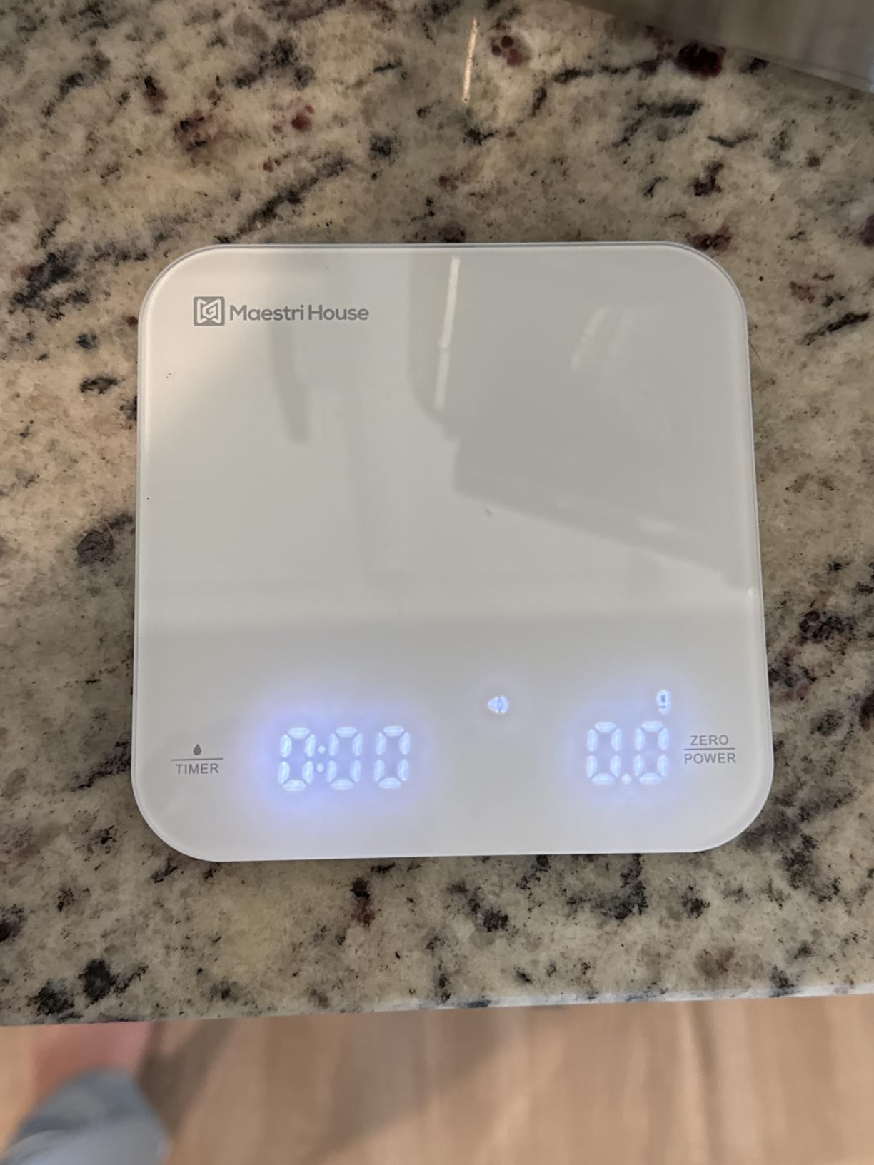 Maestri House Mini Coffee Scale with Timer, USB-C Rechargeable Espresso Scale, 2kg/0.1g Accurate Scale for Espresso and Pour-Over Coffee, Portable Digital Kitchen Scale with Auto Timer (Black&Silver) Customer Review Maestri House Mini Coffee Scale with Timer, USB-C Rechargeable Espresso Scale, 2kg/0.1g Accurate Scale for Espresso and Pour-Over Coffee, Portable Digital Kitchen Scale with Auto Timer (Black&Silver) - Customer Photo 1