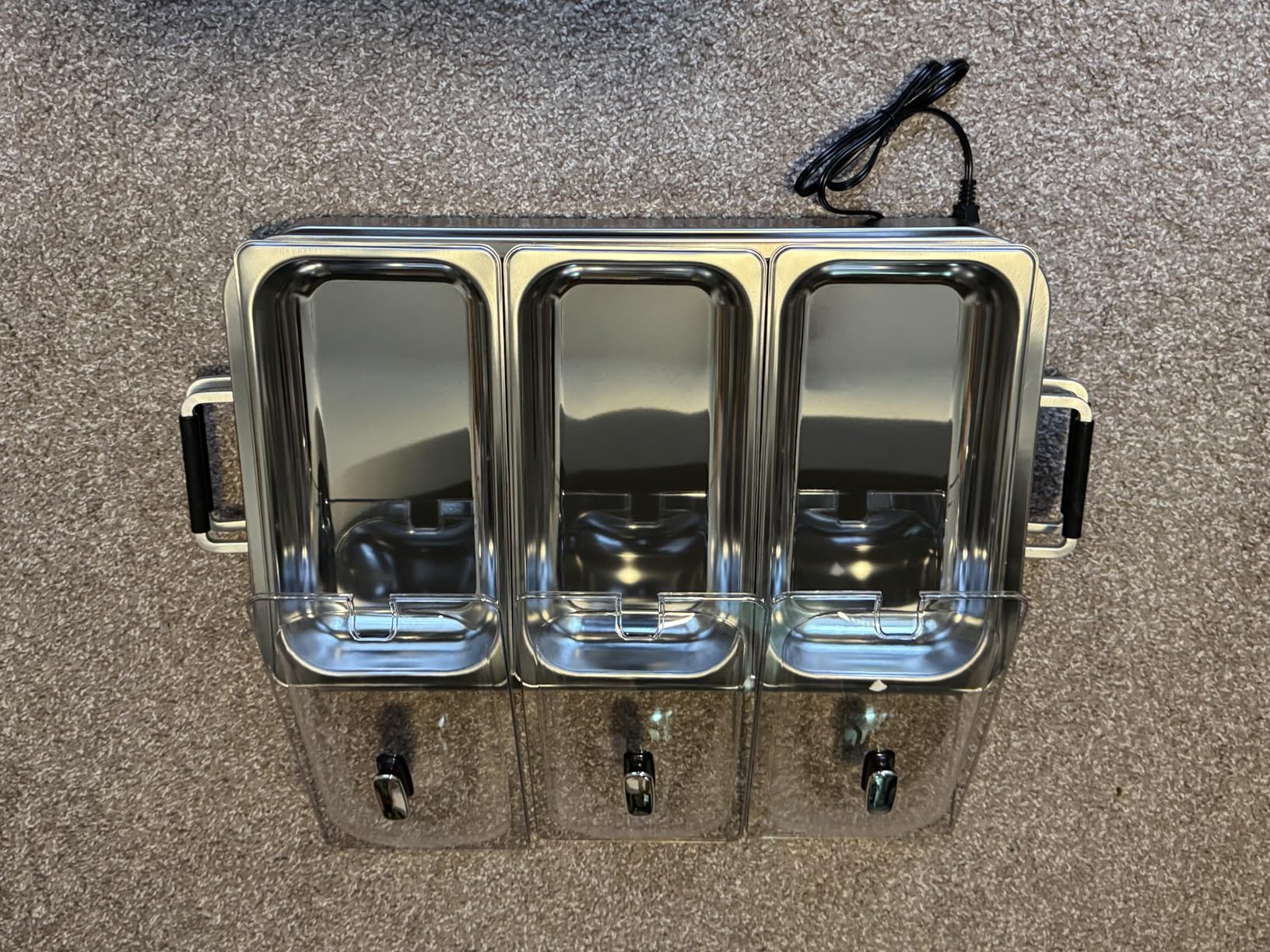 Giantex Buffet Server & Electric Food Warmer, 2-in-1 Food Warming Tray, Adjustable Temperature, 3 Food Pans with Lids, Dishwasher Safe, 8 QT Stainless Steel Chafing Dishes for Parties Holiday Events - Customer Photo 2