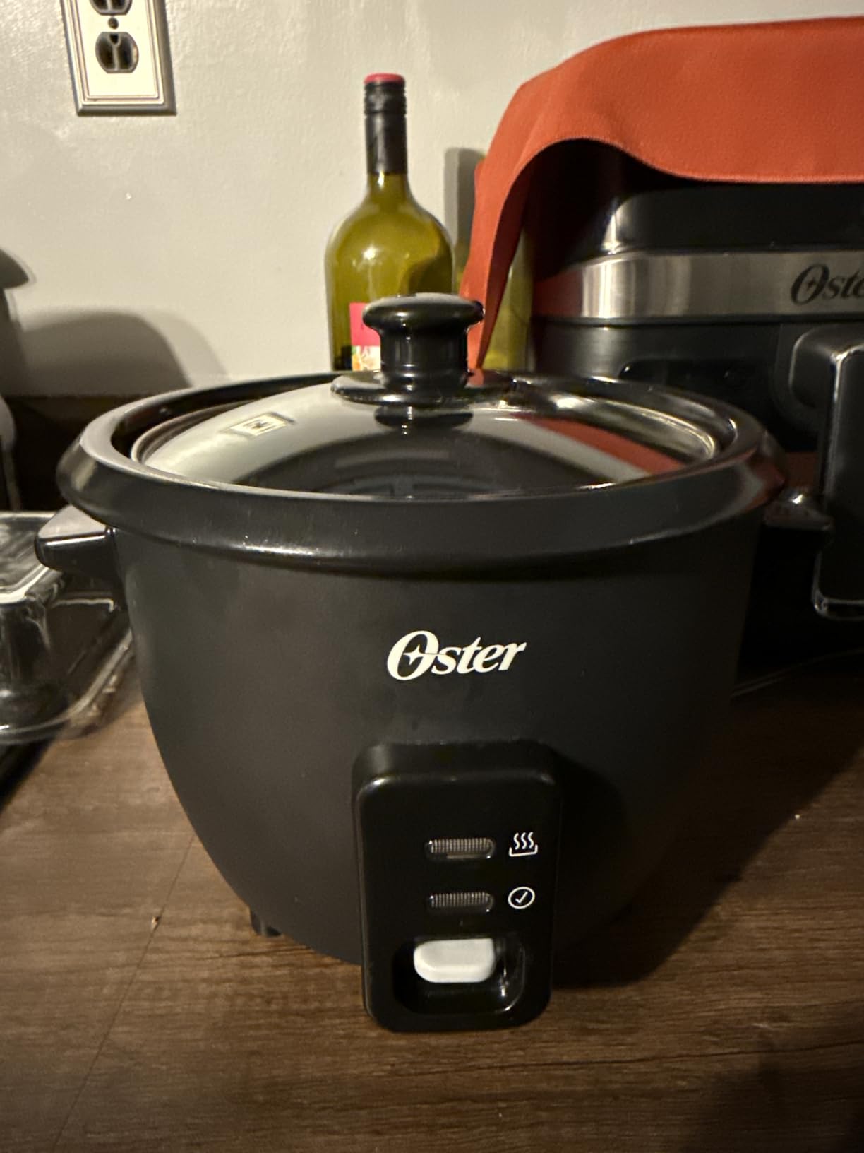 Oster 6-Cup Rice Cooker with Steamer Tray, Electric Rice Maker, Automatic Keep Warm, Nonstick Inner Pot, Black - Customer Photo 1