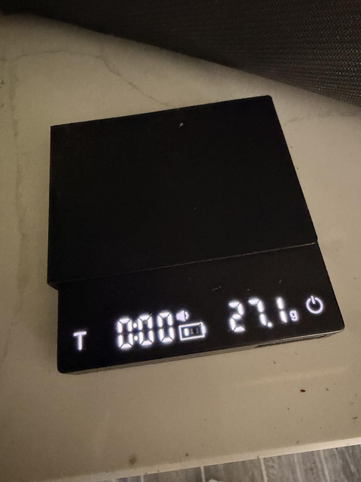 MHW-3BOMBER Mini Coffee Scale with Timer,Rechargeable Espresso Scale with Gravity Sensing,2kg/0.1g Precision Scale for Espresso&Pour-Over Coffee,Portable Digital Kitchen Scale,Black ES6029B-OS - Customer Photo 4