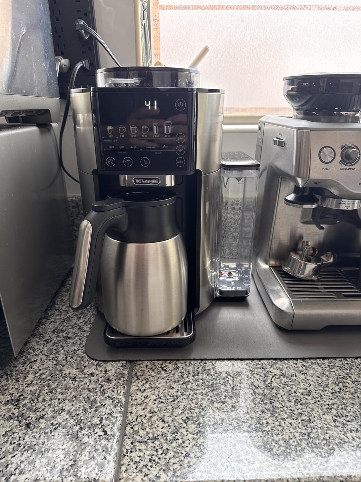 De'Longhi True Brew Drip Coffee Maker, Built in Grinder, Single Serve, 8 oz to 24 oz, Hot or Iced Coffee, Stainless, CAM51025MB - Customer Photo 1