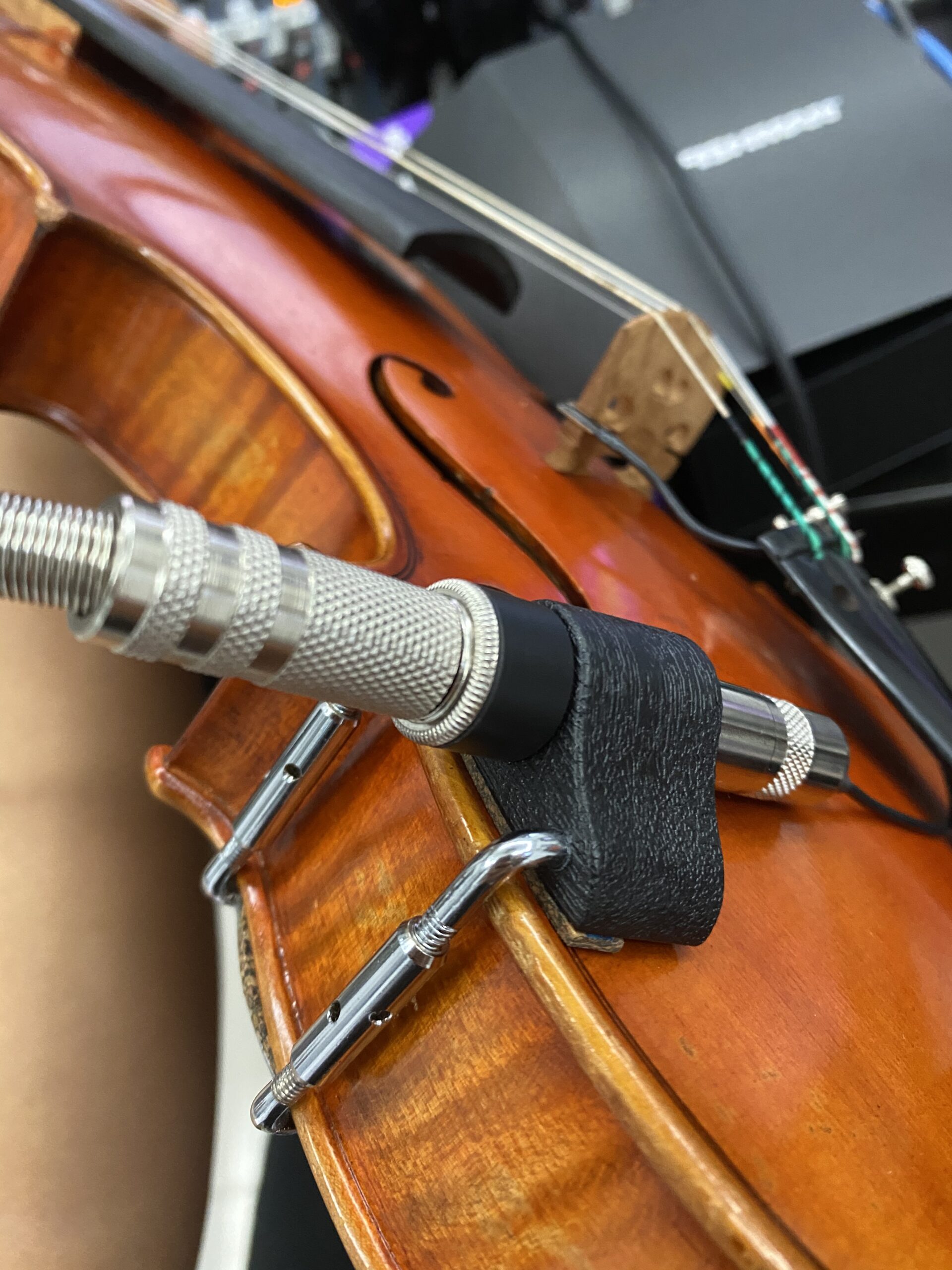 Fishman V-200 Classic Series Violin Pickup customer photo 4