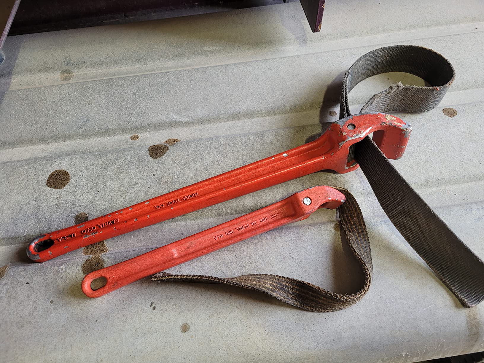RIDGID 31360 Model 5 Strap Wrench, 5-inch Capacity Adjustable Strap Wrench, Brown customer photo 1