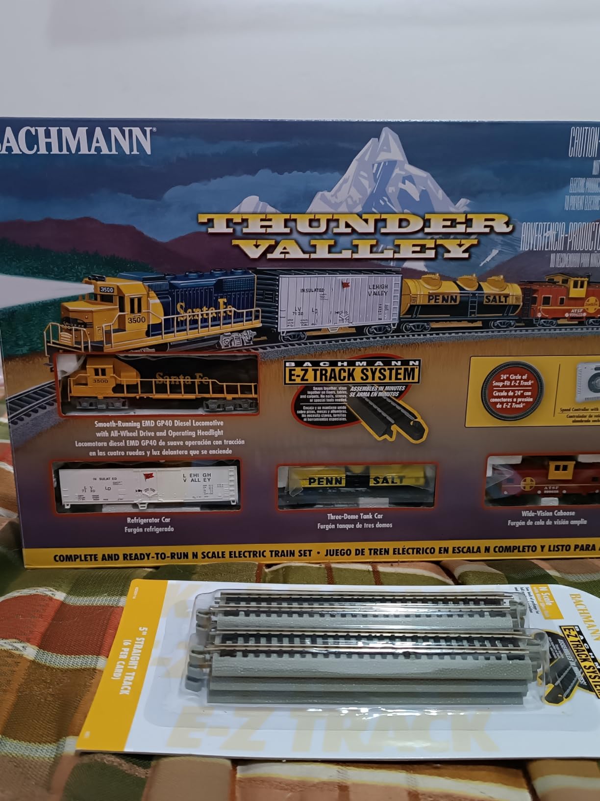 Bachmann Trains - Thunder Valley Ready To Run Electric Train Set - N Scale Multi customer photo 2