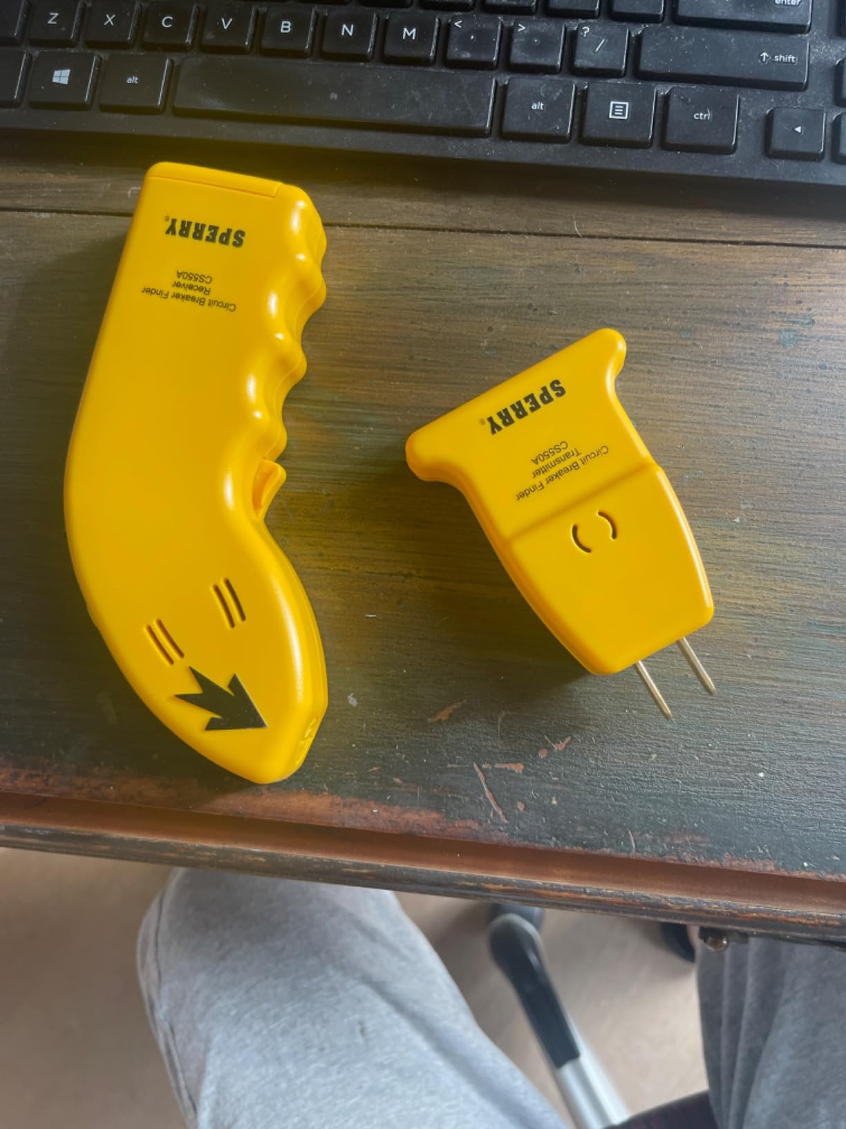 Sperry Instruments CS550A Circuit Breaker Finder, Quickly Locate AC Circuits/Fuses, Visual LED, Plug Style Transmitter/Auto-Sensing Receiver, 120V AC customer photo 1