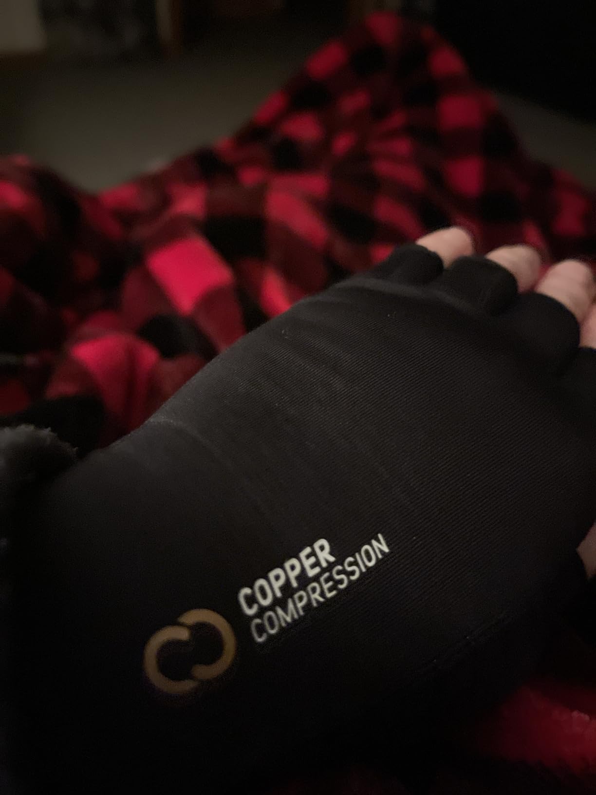 Copper Compression Arthritis Gloves | Fingerless Arthritis Carpal Tunnel Pain Relief Gloves For Men & Women | Hand Support Wrist Brace For Rheumatoid, Tendonitis, Swelling, Crocheting, Typing (M) customer photo 1