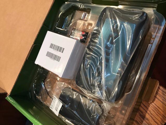 Shure BLX14/CVL Wireless Microphone System - 14-Hour Battery Life, 300 ft Range, UHF | Includes CVL Lavalier Mic, Bodypack Transmitter, Single Channel Receiver | H10 Band customer photo 1