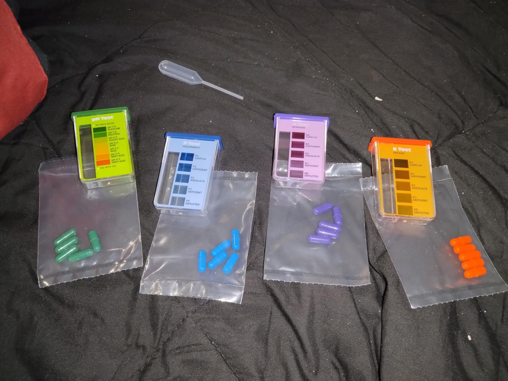 Rapitest Soil Test Kit for Gardens, Vegetables, Flowers and Lawns. USA designed and assembled soil tester completely, quickly and accurately measures/analyzes soil pH acidity and garden nutrients. customer photo 1