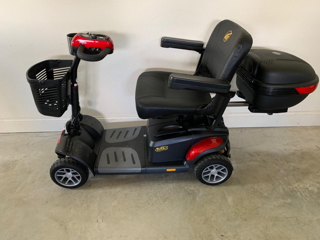 Golden Technologies BUZZAROUND EX Extreme 4-Wheel Heavy Duty Long Range Travel Scooter, Red, 18-Inch Seat customer photo 1