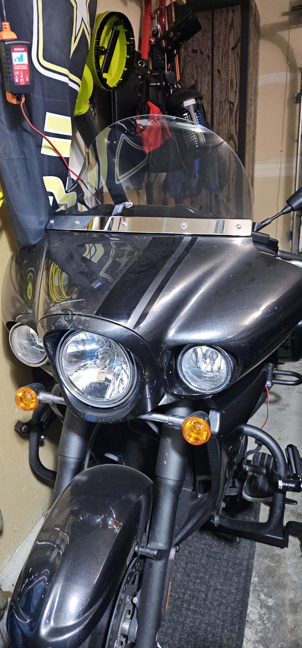 Klock Werks KW05050047 Flare Windshield - Tint customer photo 2
