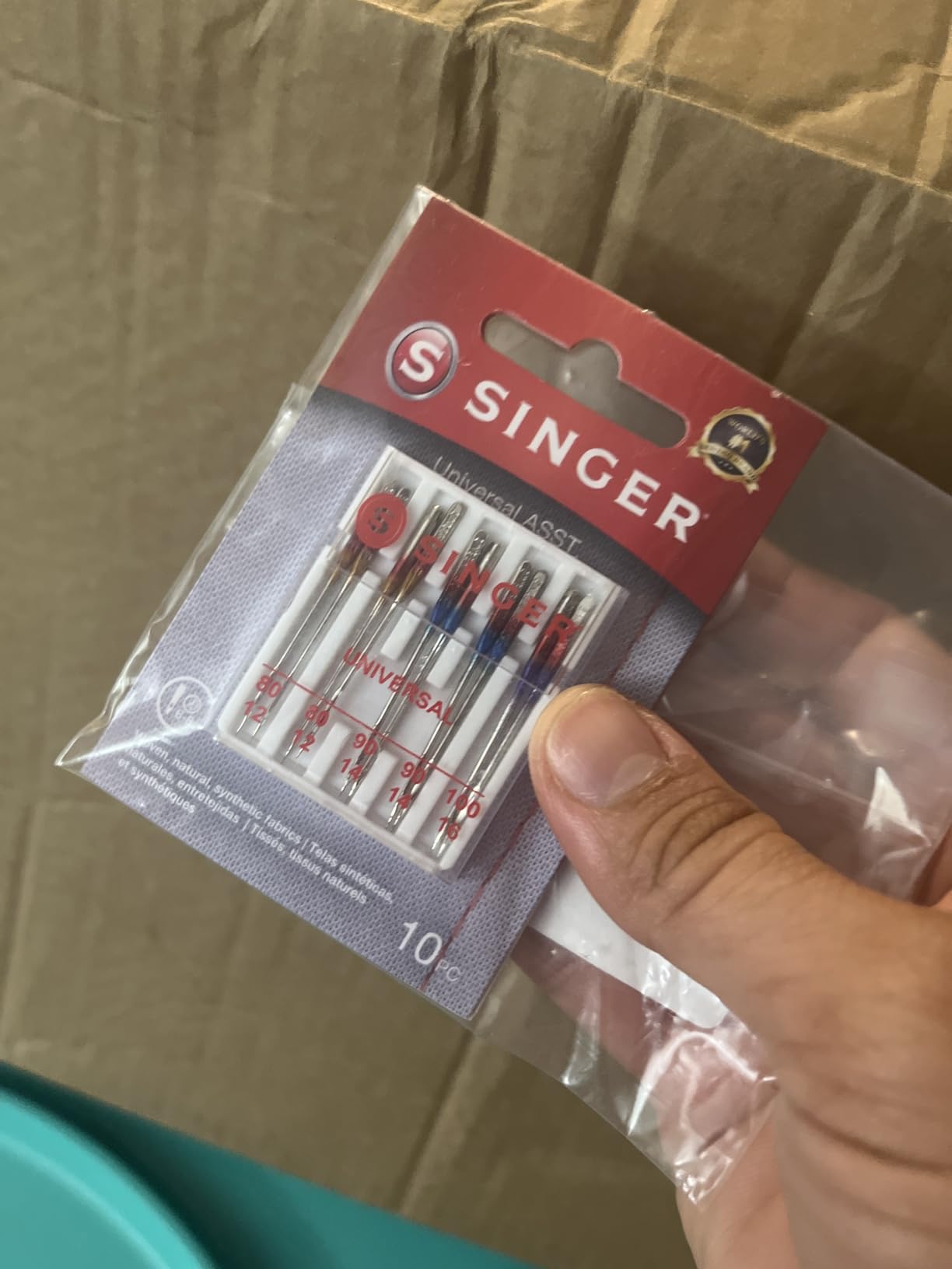 SINGER Universal Regular Point Machine Needles, 20-Count, Sizes 80/12, 90/14, 100/16 customer photo 2
