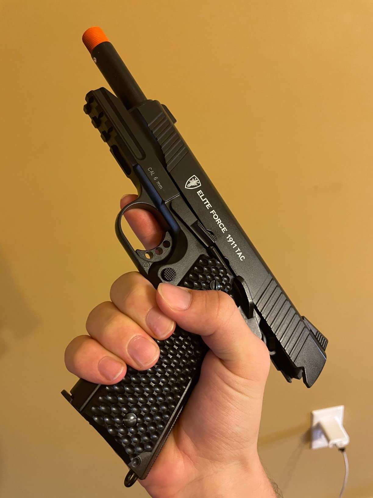 Elite Force 1911 Blowback 6mm BB Pistol Airsoft Gun customer photo 2