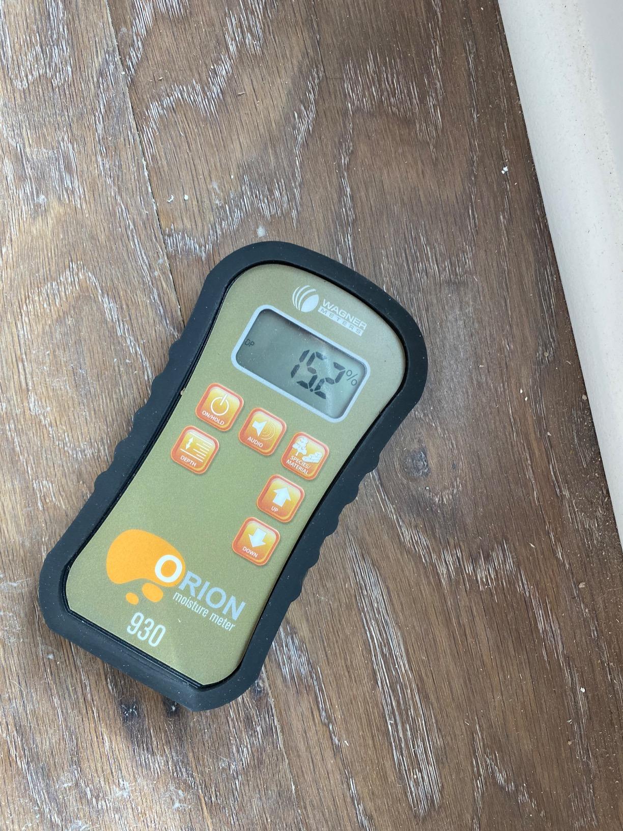 Orion 930 Pinless Wood Moisture Meter by Wagner Meters - Accurate, Non-Damaging, Dual Depth Lumber Moisture Measurement, On-site Calibration customer photo 1